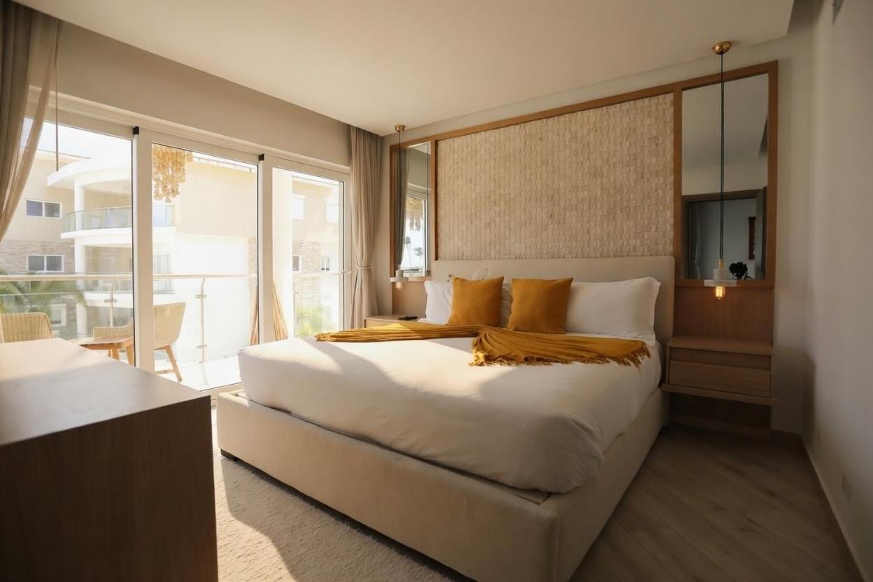 Two-Bedroom Apartment with Balcony and Sea View