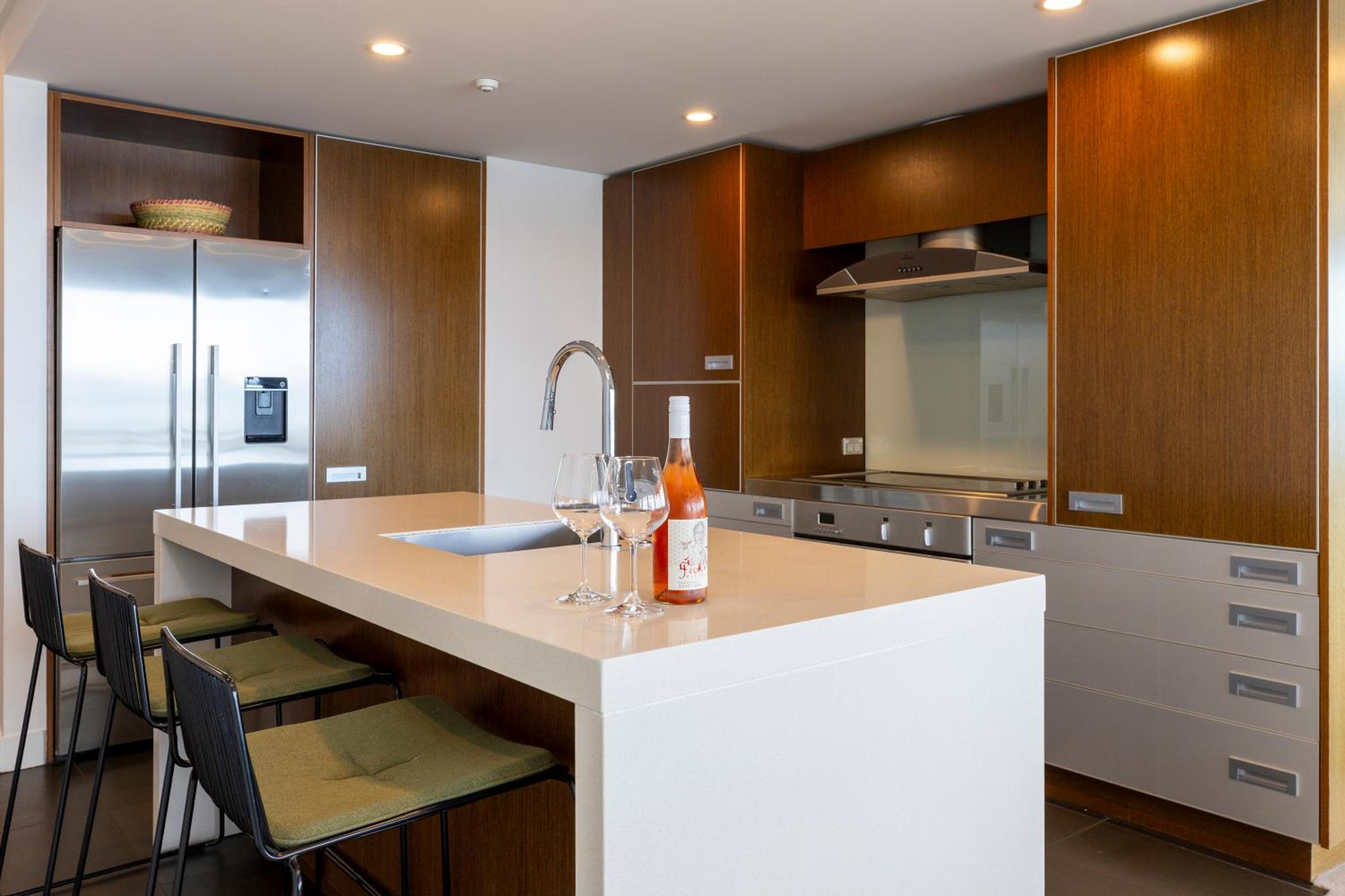 Apartment 16 photo 3