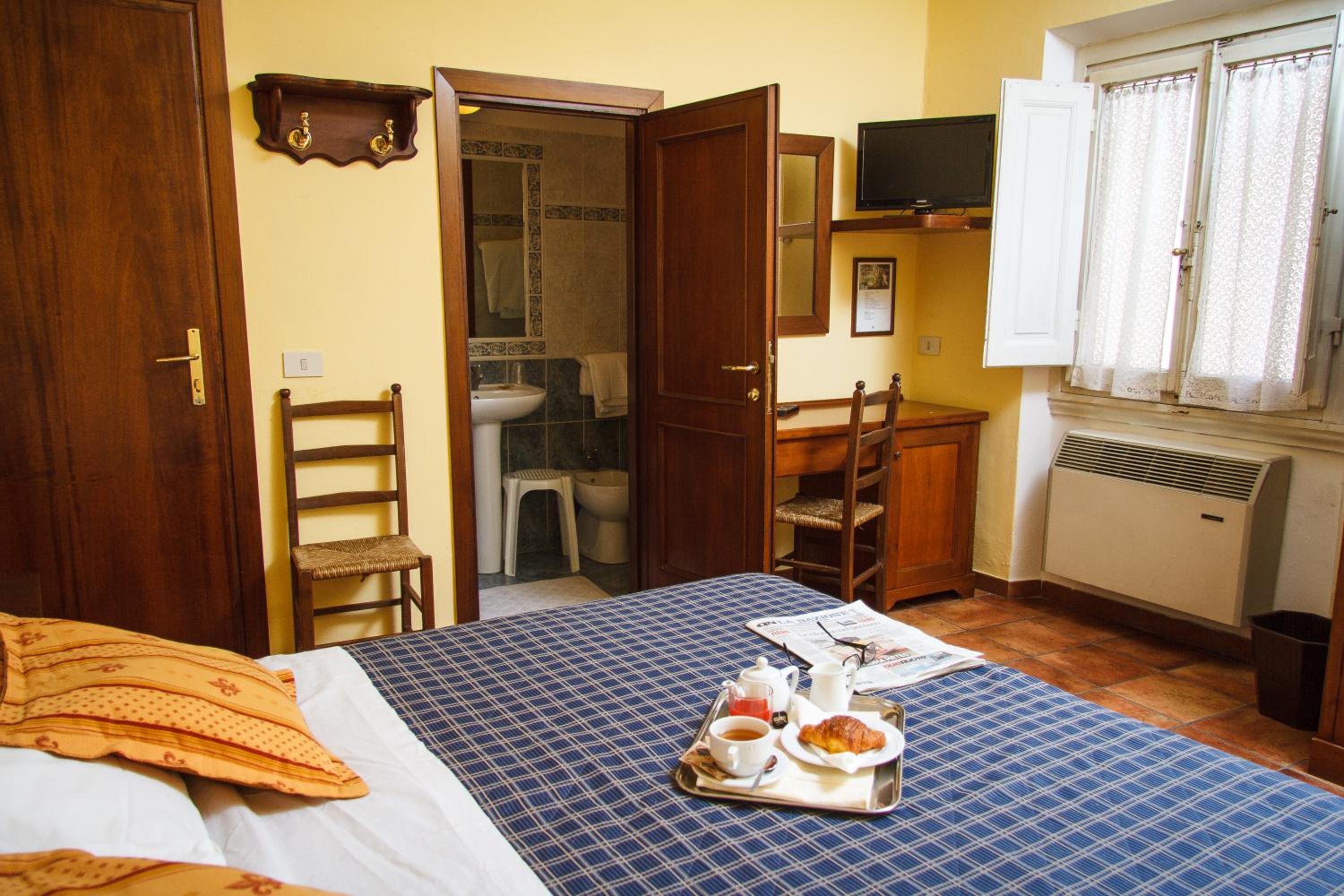 Double Room photo 3