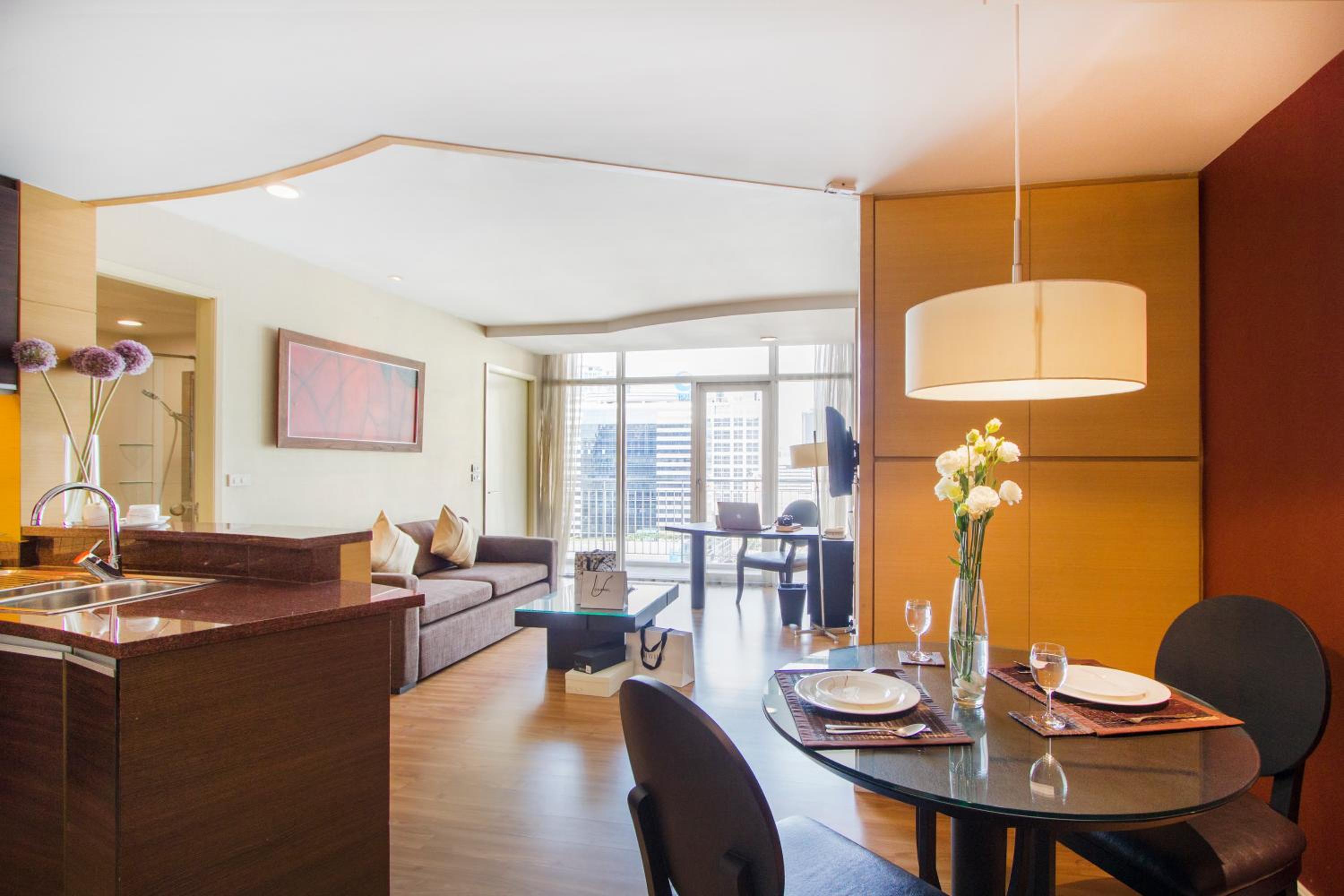 One Bedroom Executive Suite photo 3