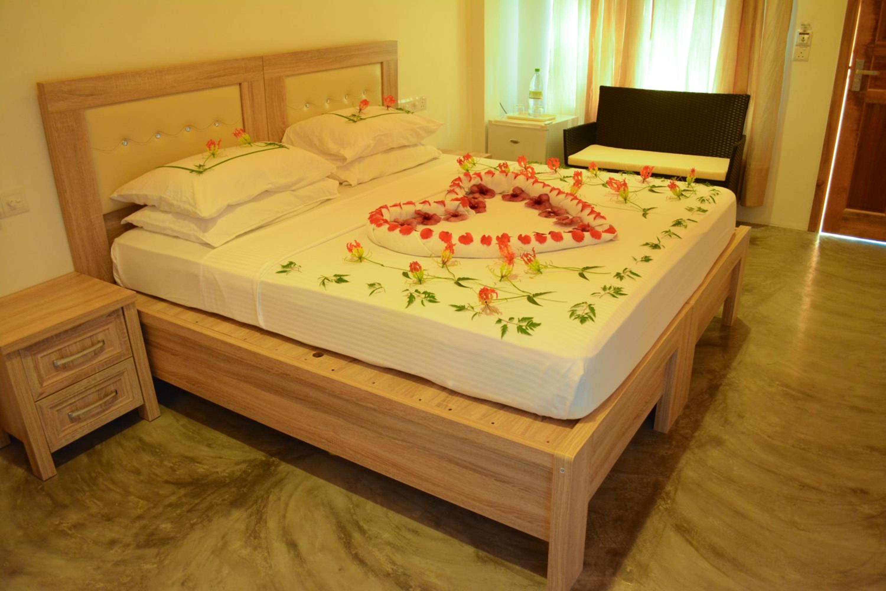 Superior Deluxe Double or Twin Room  photo 2