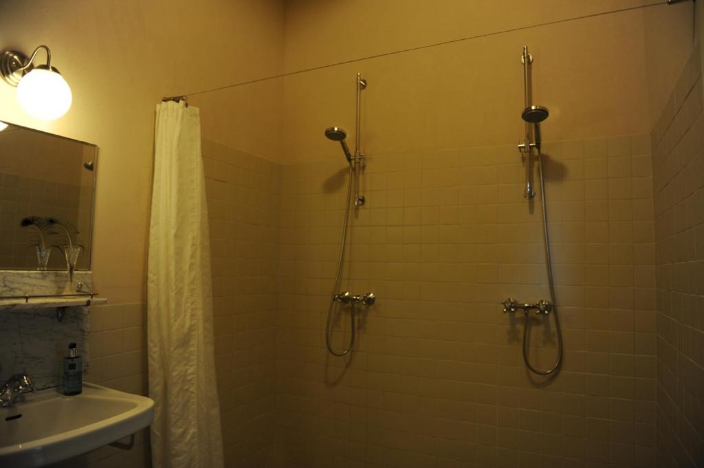Double Room with Balcony photo 3