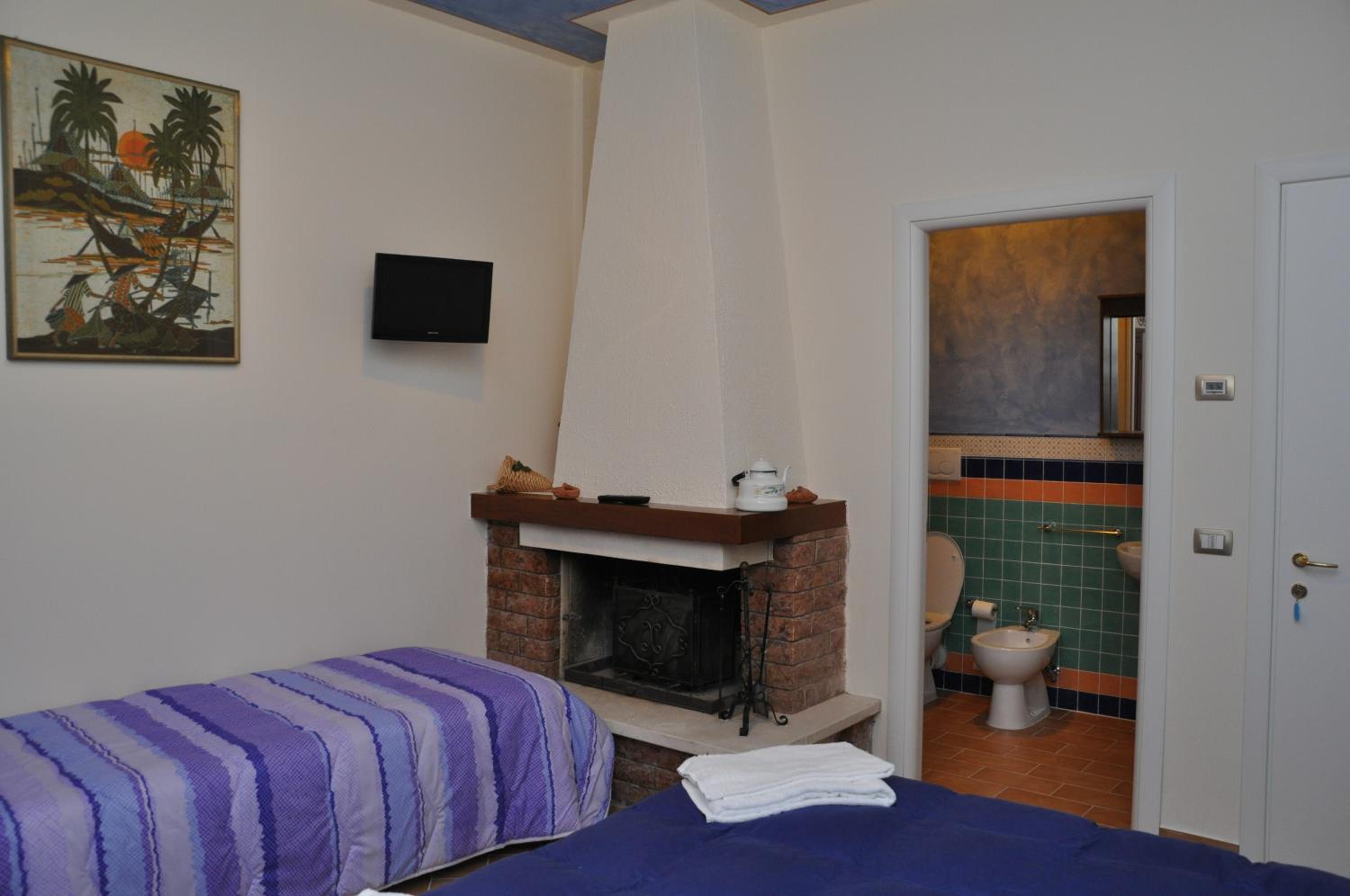 Double Room - Photo 14