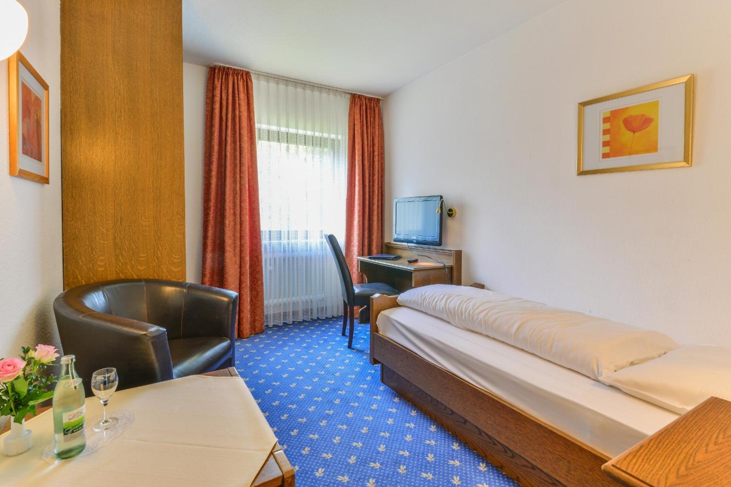 Large Single Room