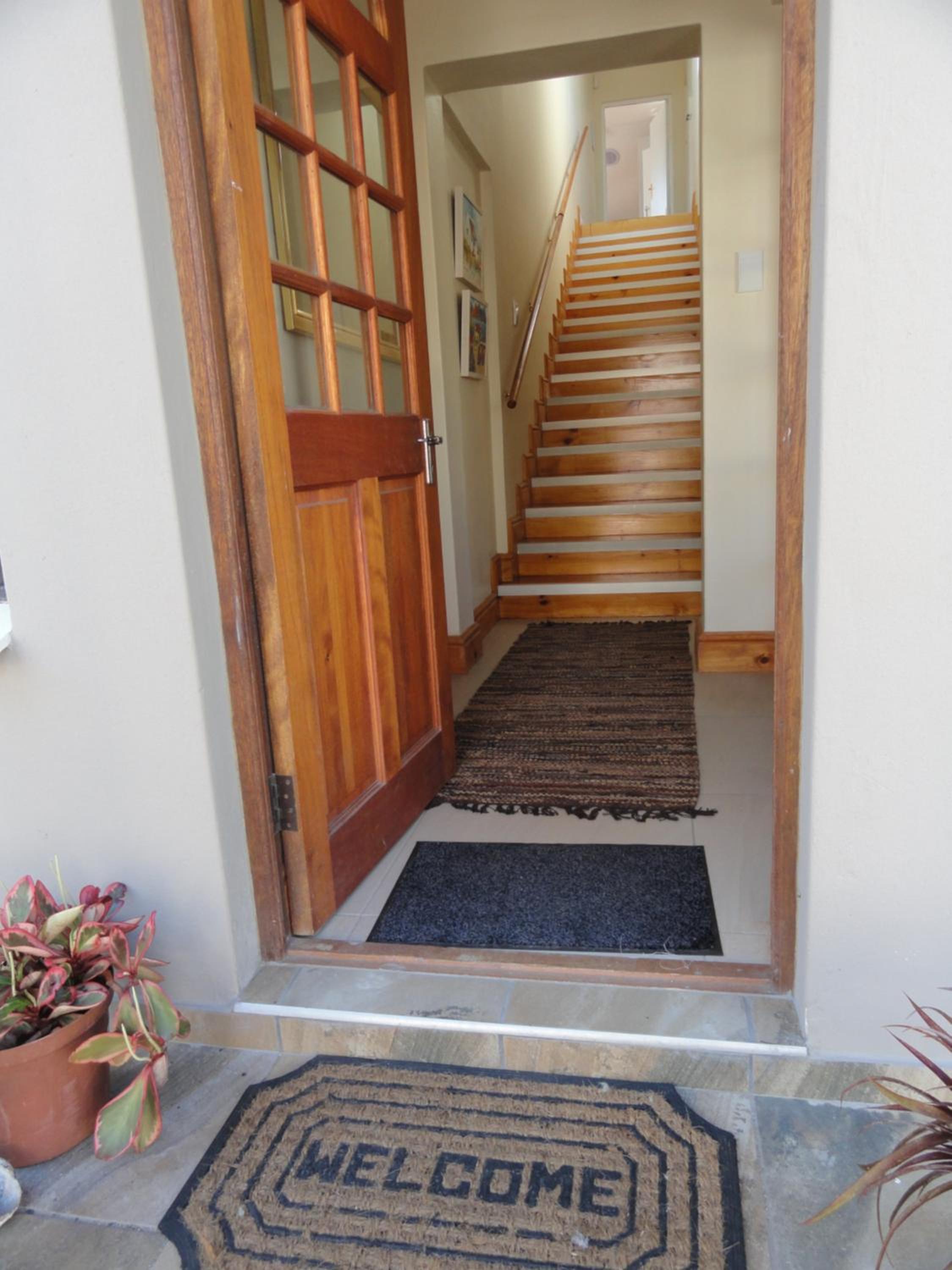 Studio with Balcony - Photo 16