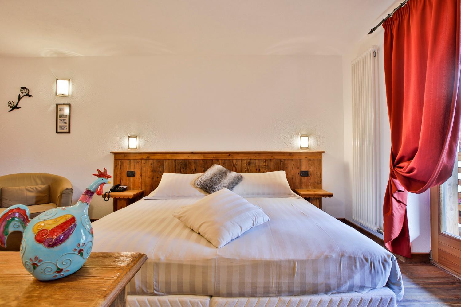 Superior Double or Twin Room photo 2