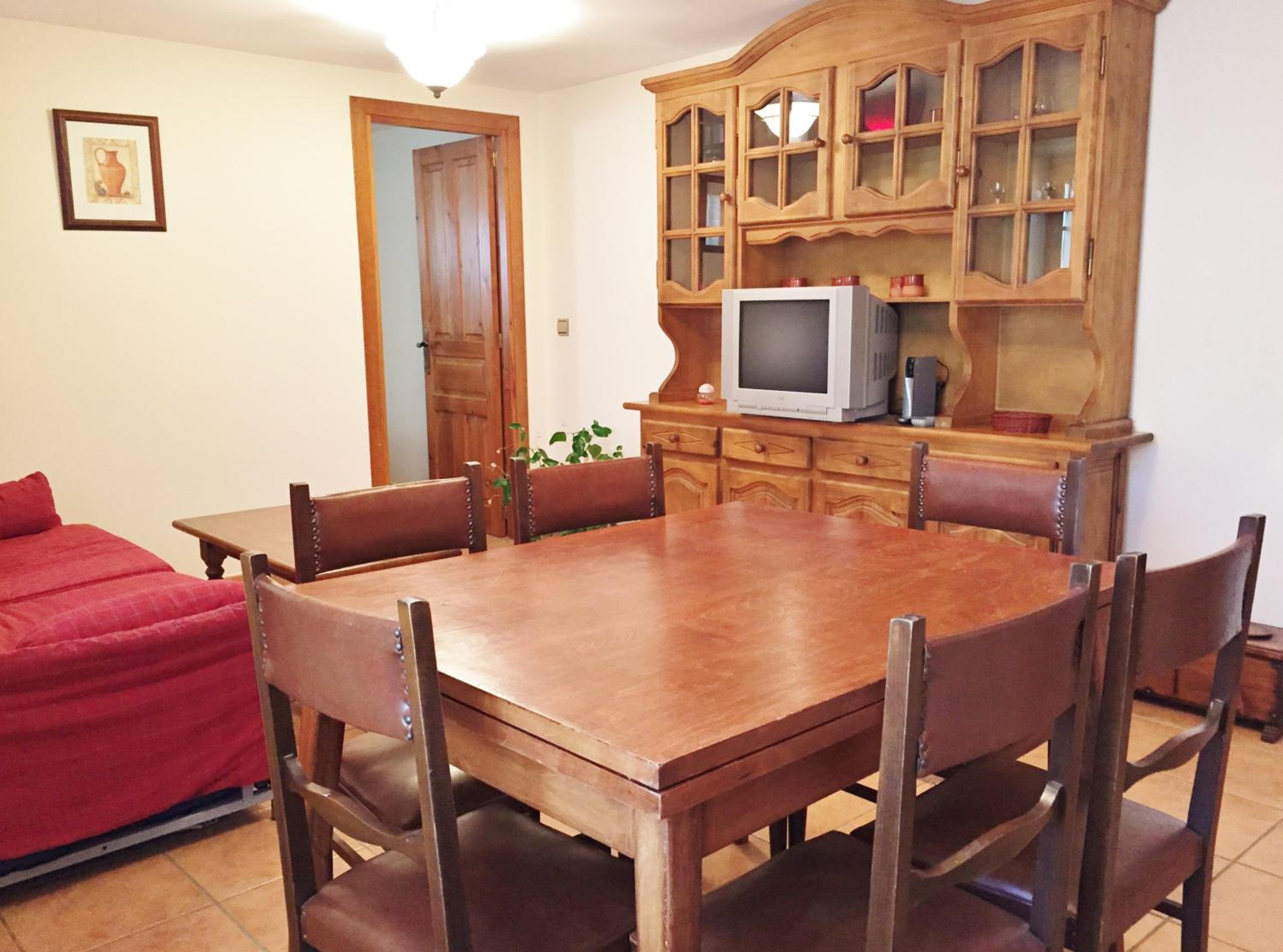 Apartment photo 2