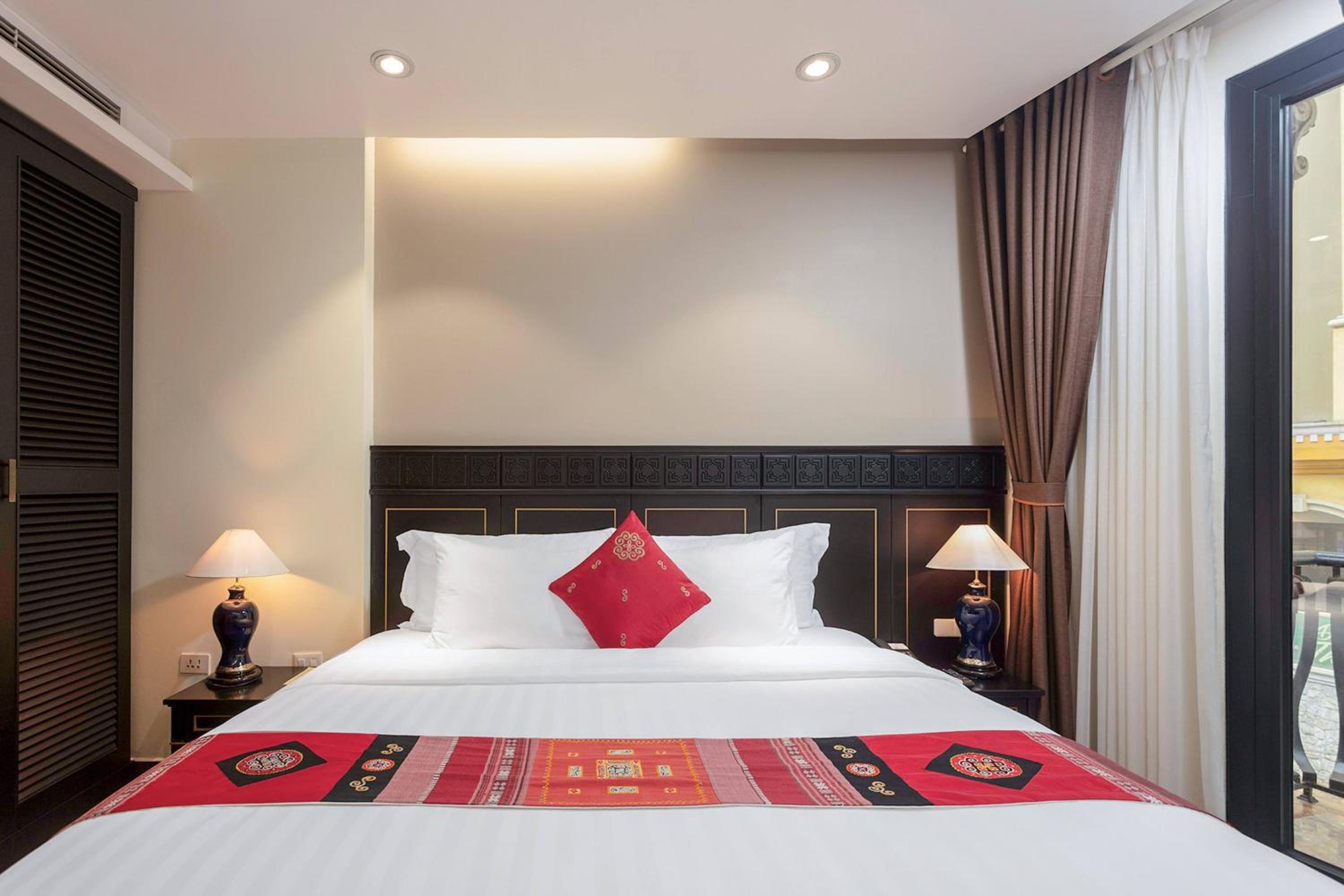 Executive Suite photo 2