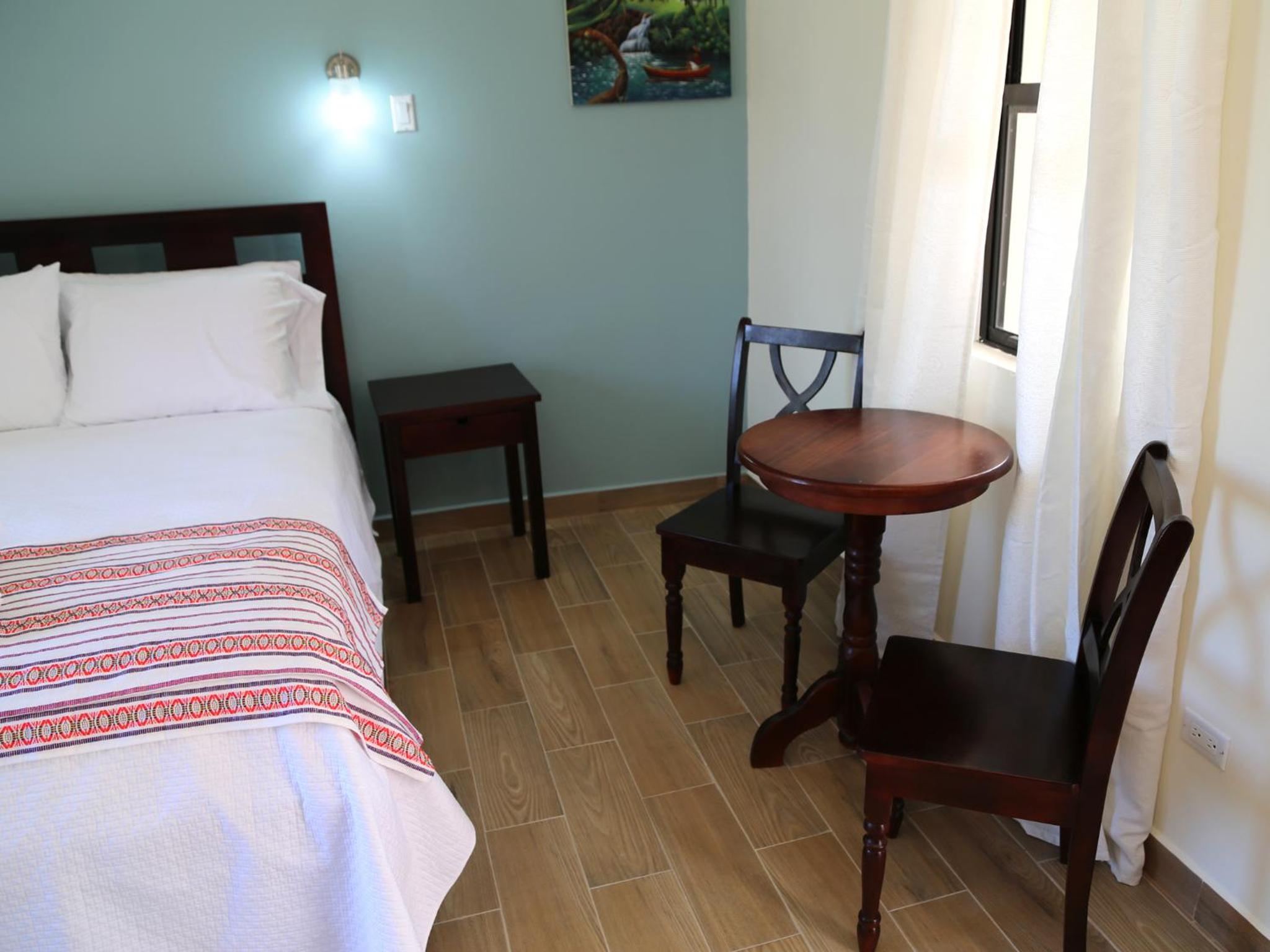 Deluxe Queen Room photo 3