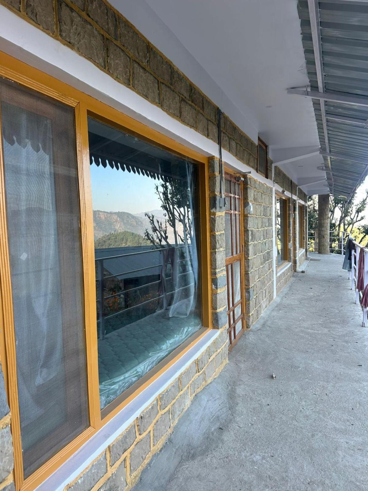 Deluxe Double Room with Balcony photo 1