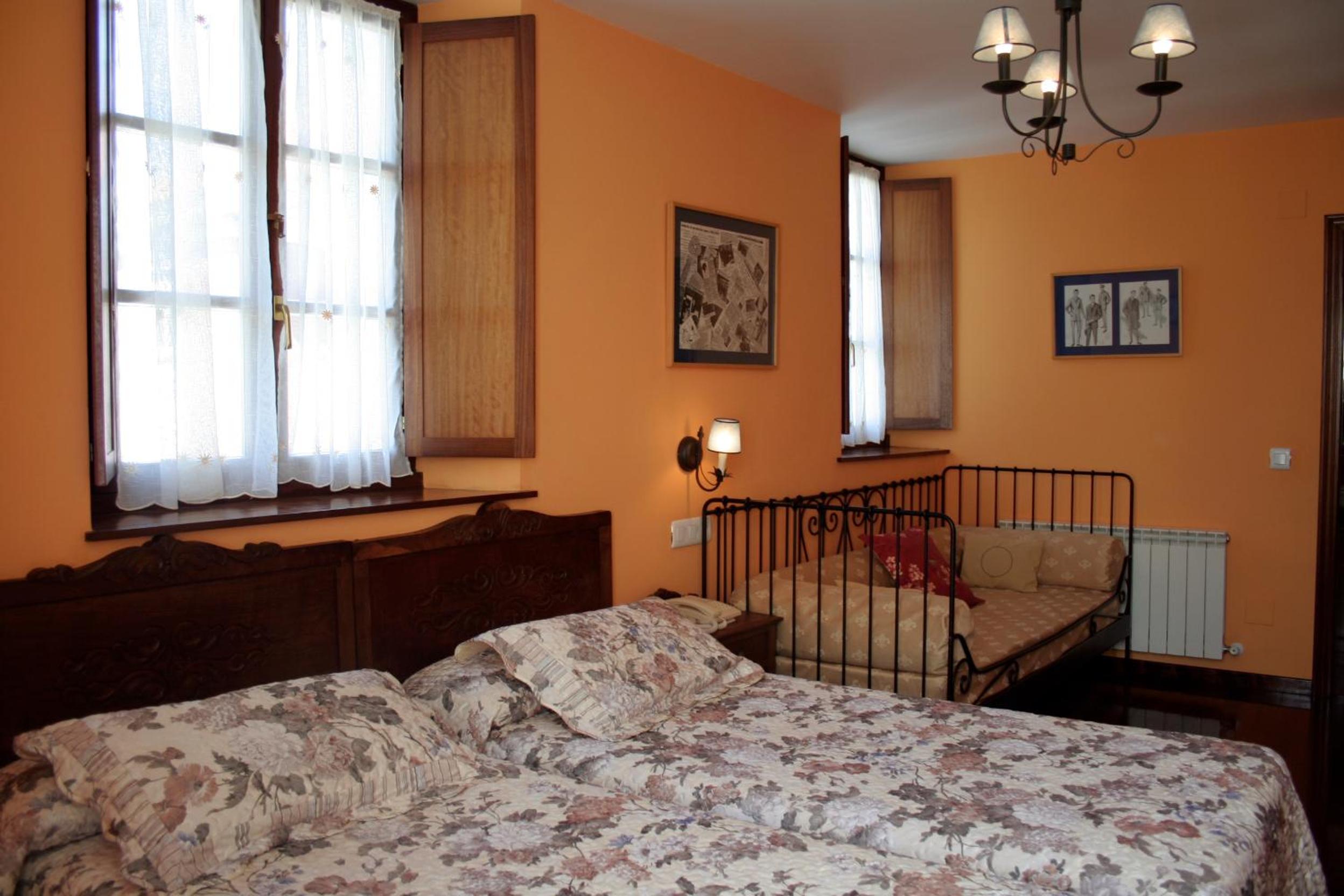Superior Twin Room photo 3