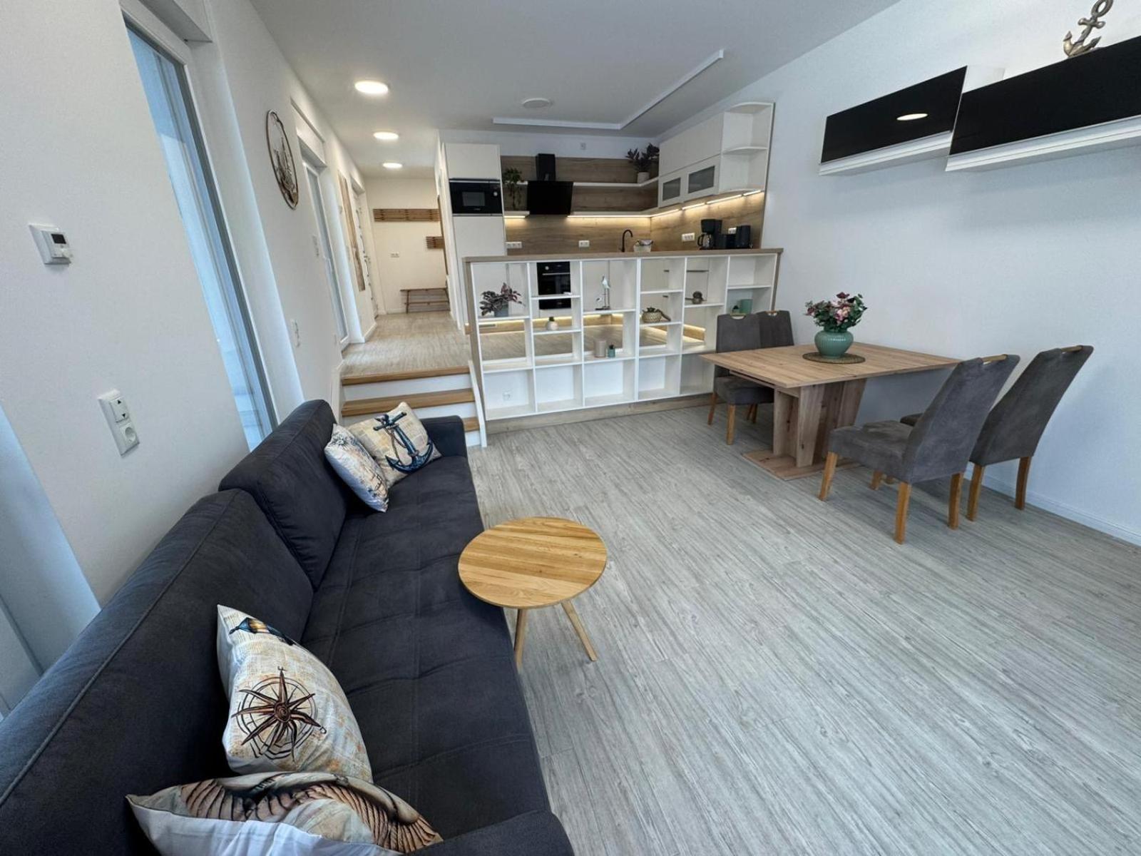 Two-Bedroom Apartment with Terrace photo 3