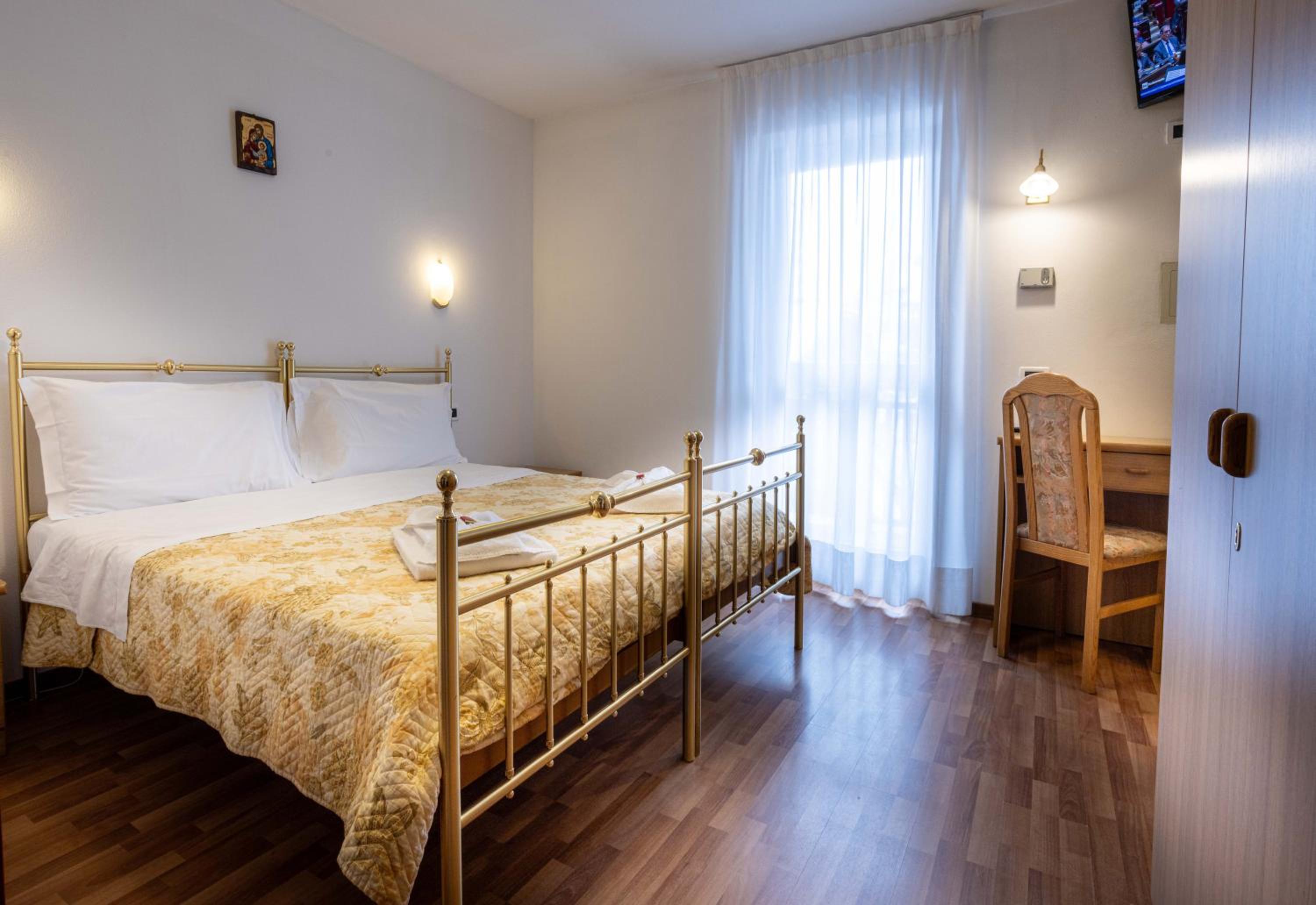 Double Room - Separate Building photo 3