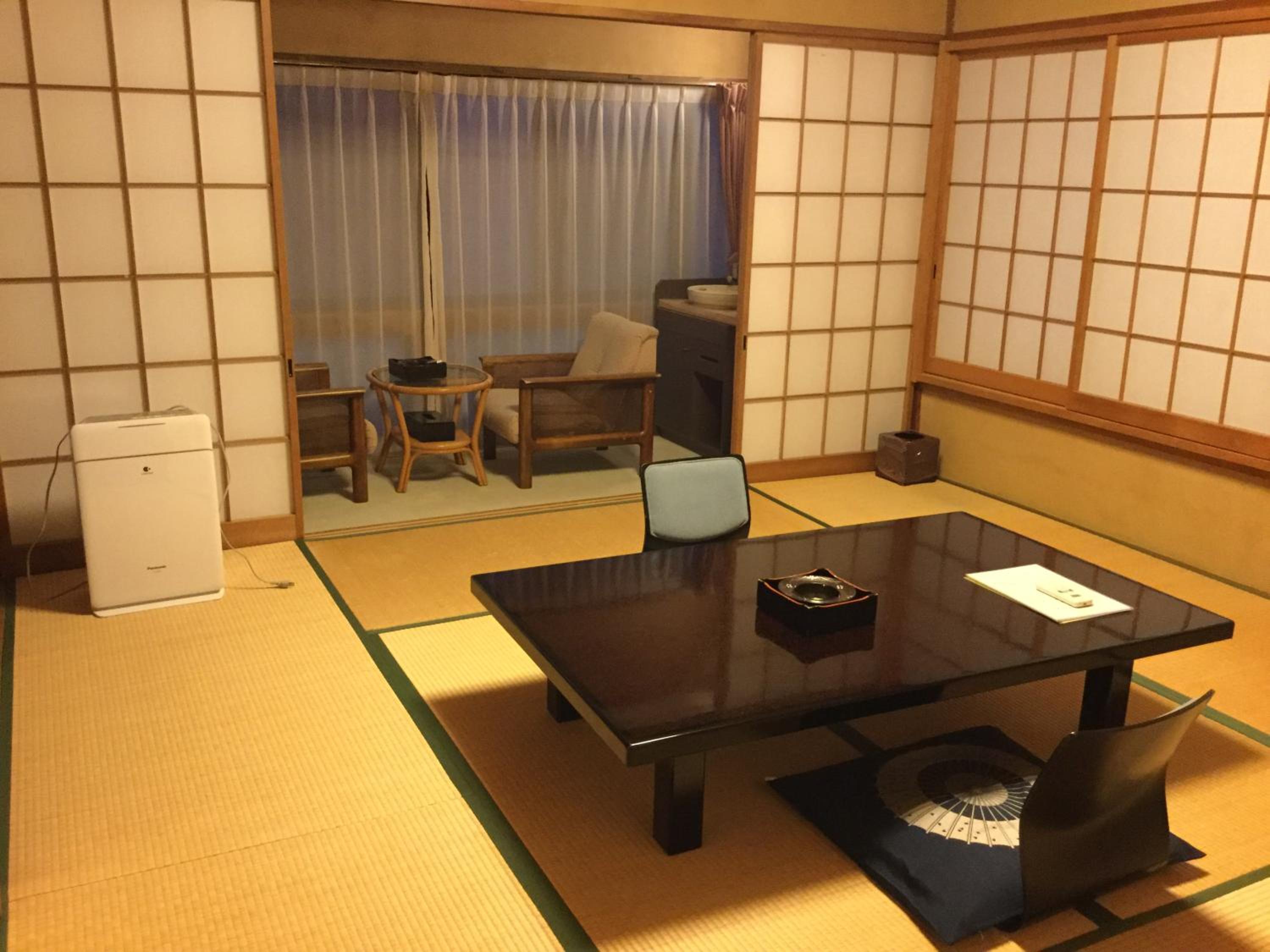 Standard Japanese-Style Room photo 3