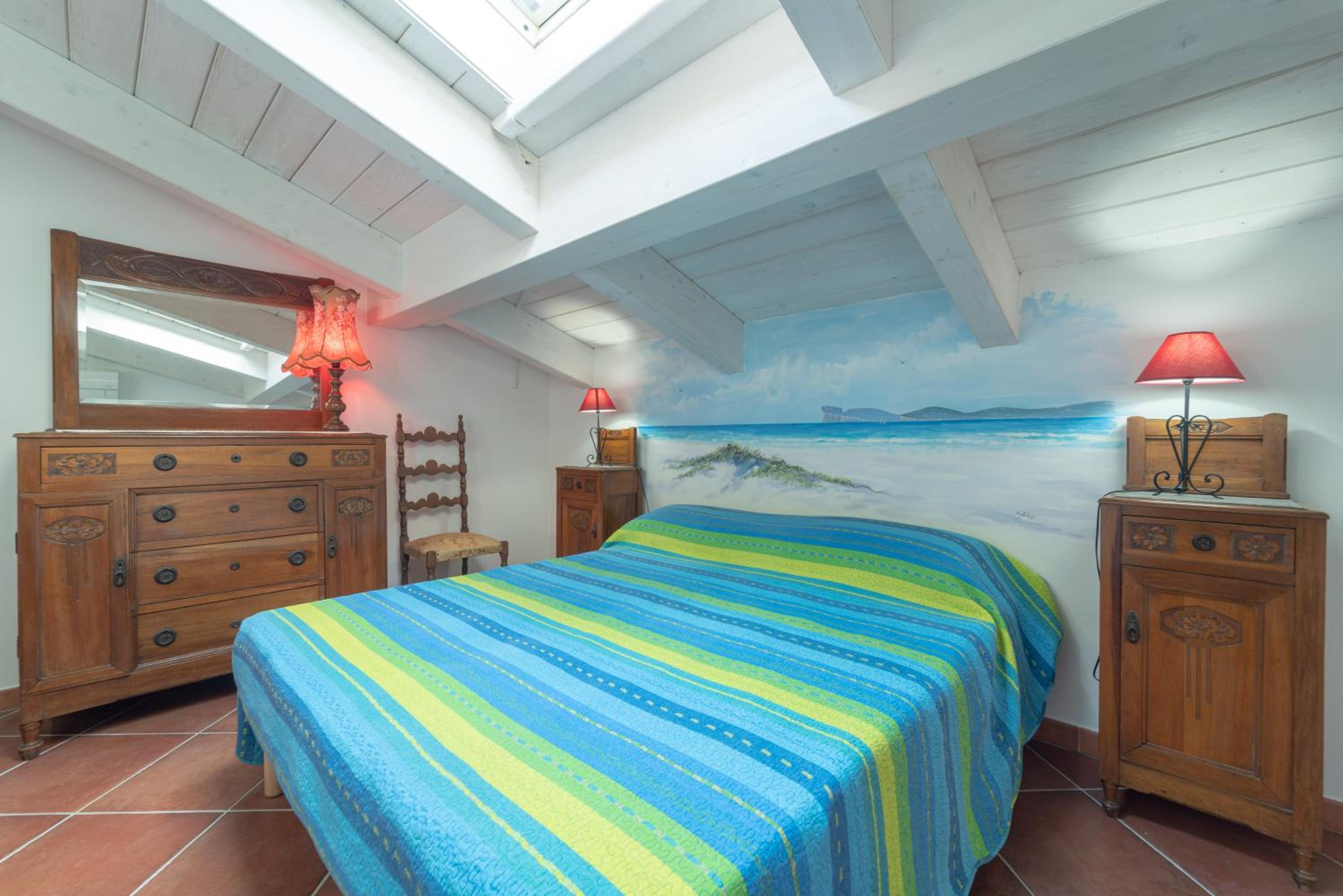 One-Bedroom Loft Apartment with Balcony