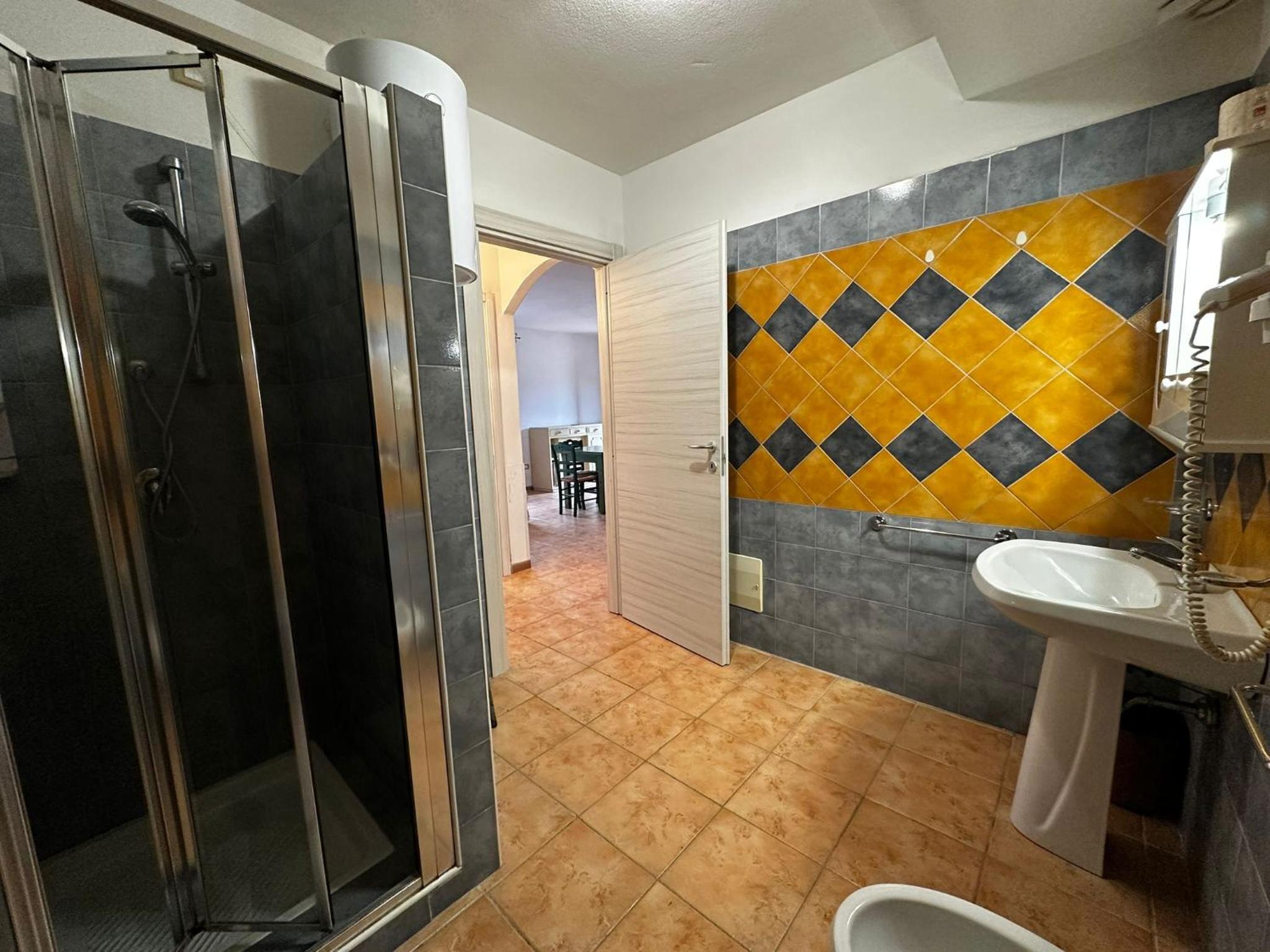 One-Bedroom Apartment with Garden