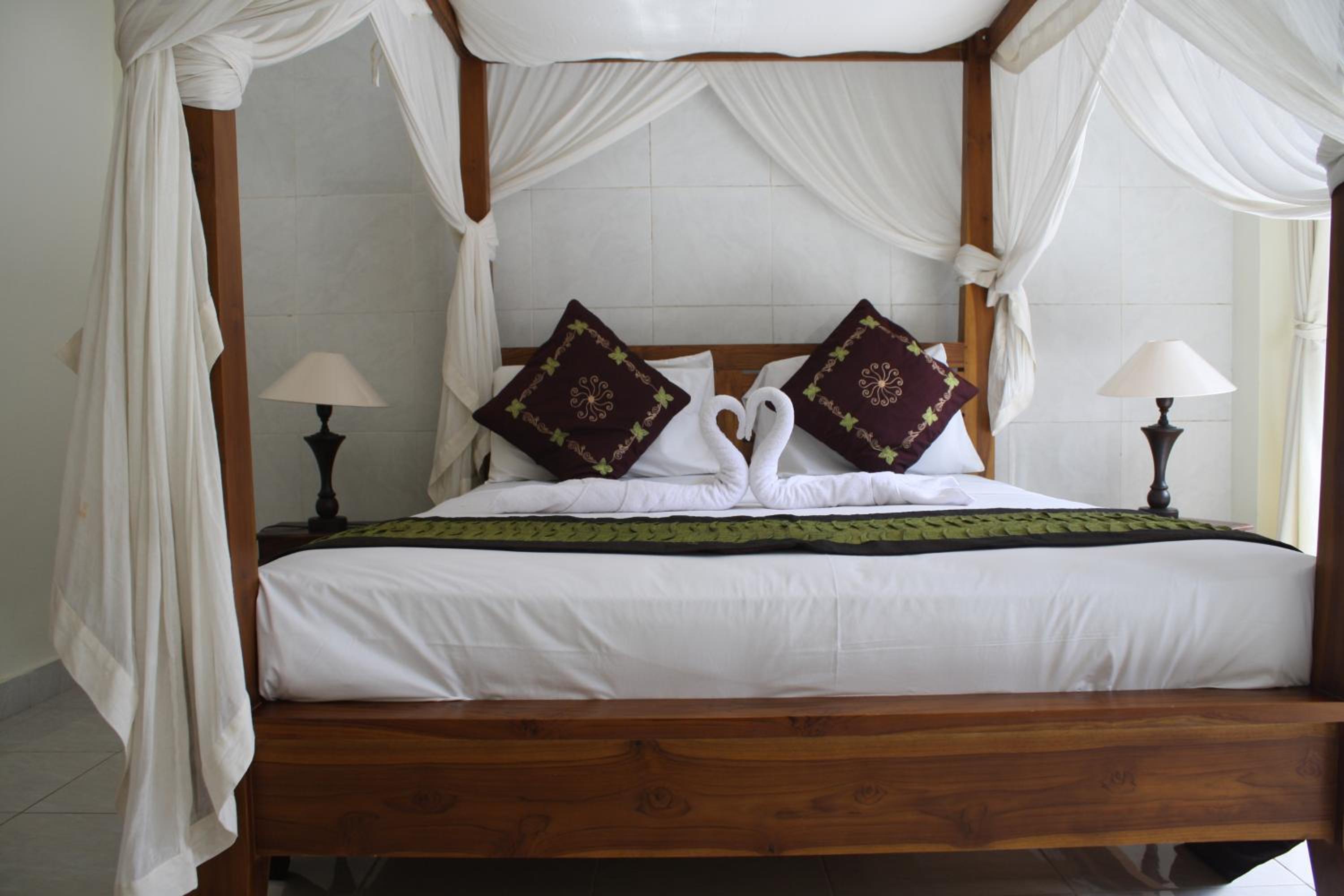 Double Room - Photo 9