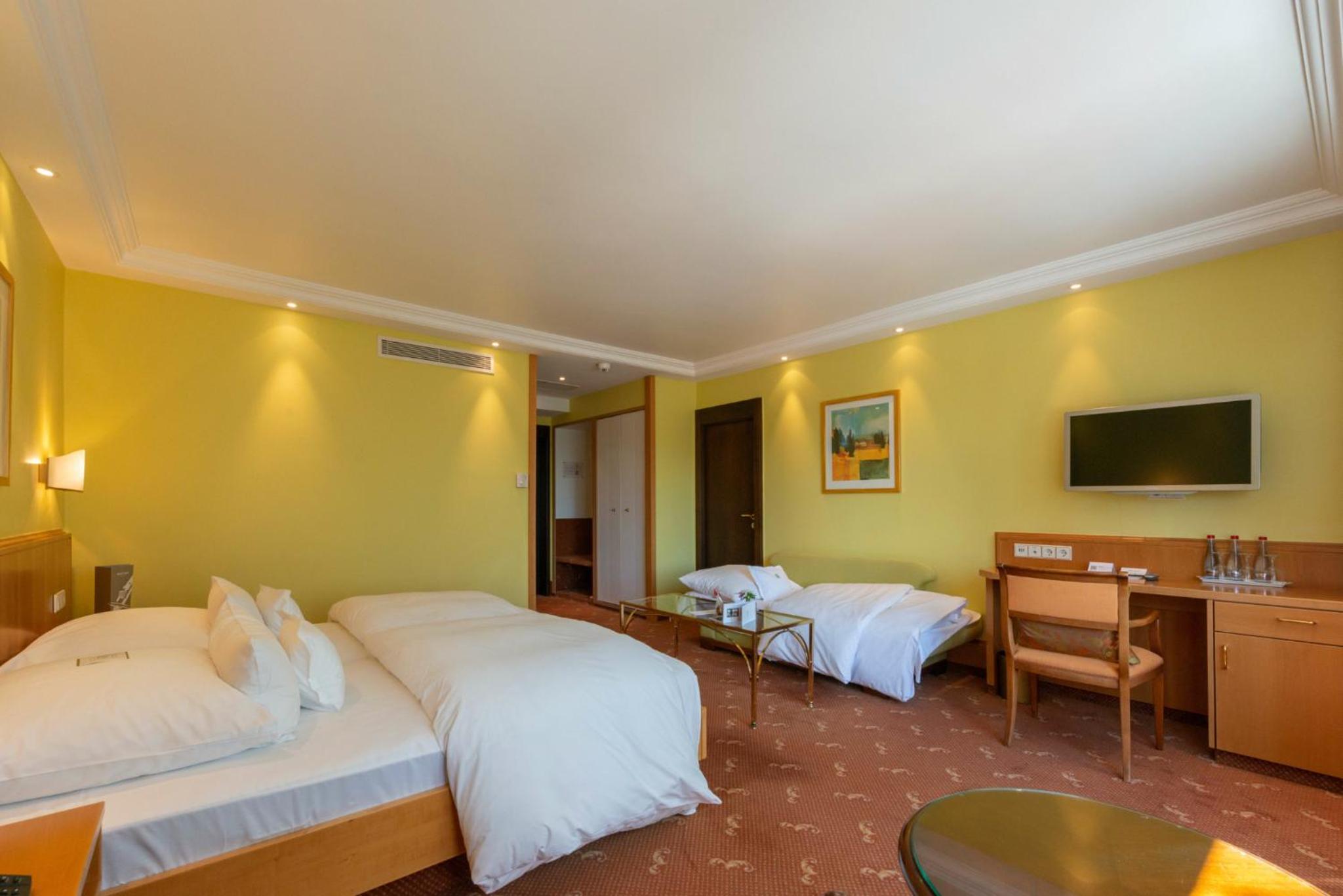 Family Suite photo 3