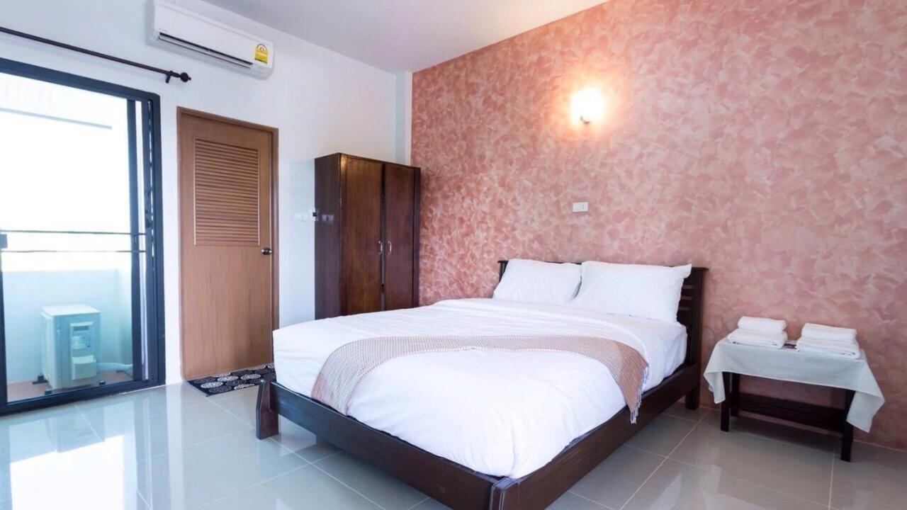Standard Double Room - Photo 4