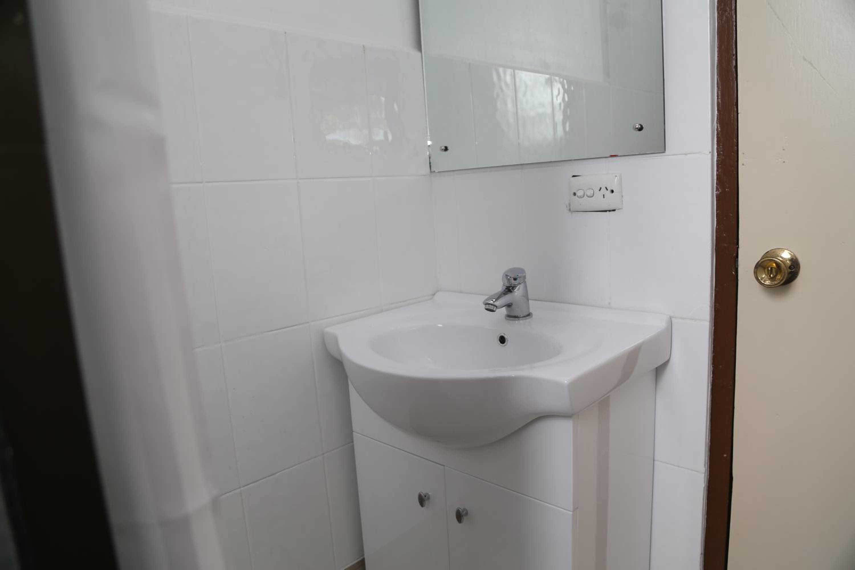 Double Room with Private Bathroom photo 4