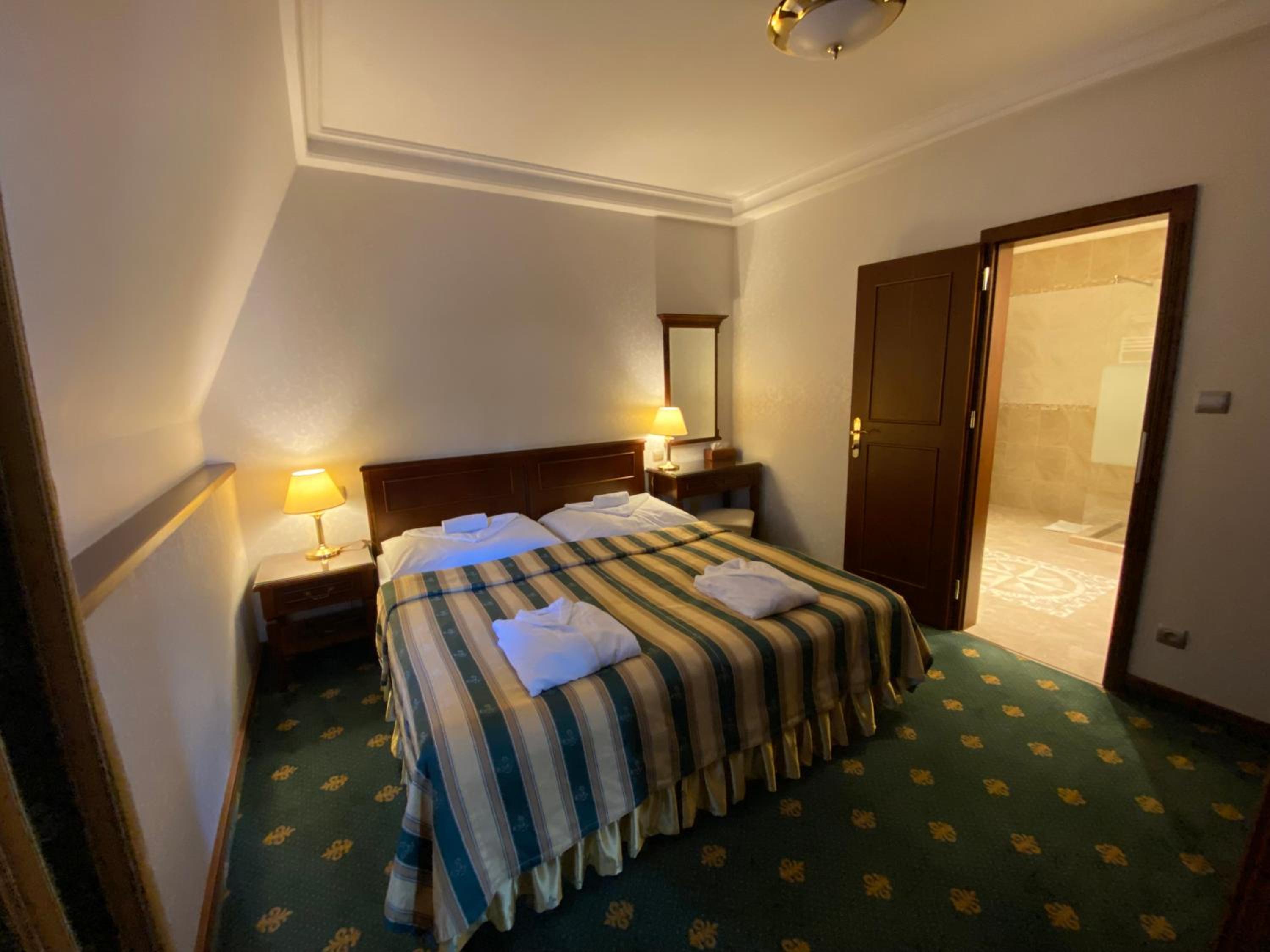 Deluxe Suite photo 3
