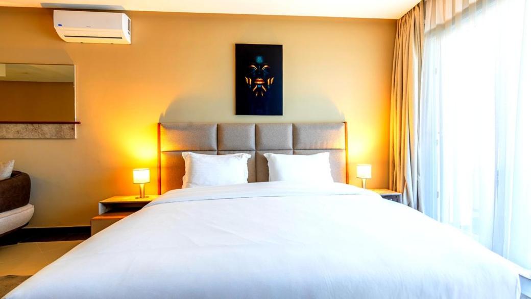 Deluxe Suite - Photo 4
