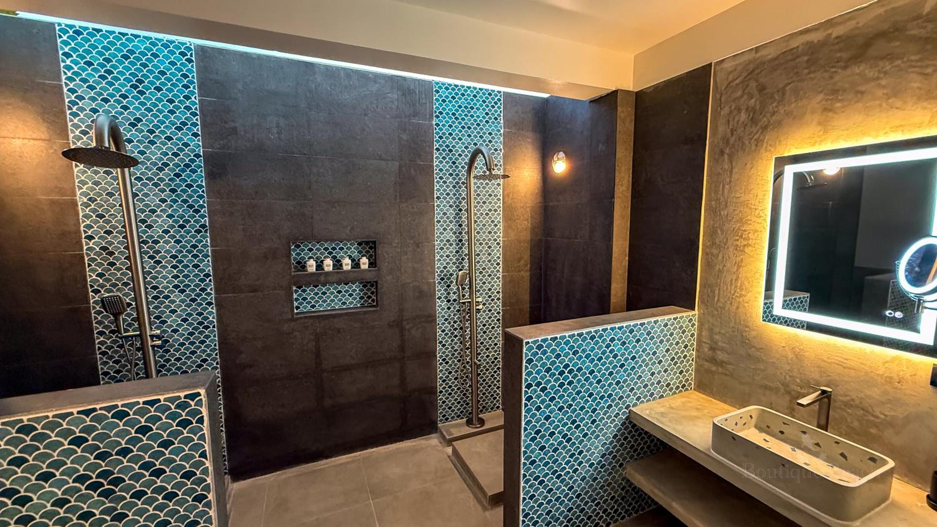 Suite Mezzanine Room on all inclusive with Two dives per day photo 3
