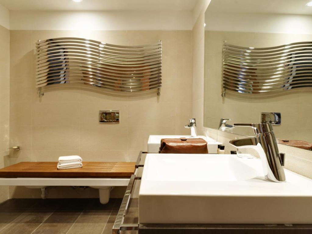 Bio Comfort J Suite with Sea Front Balcony photo 2