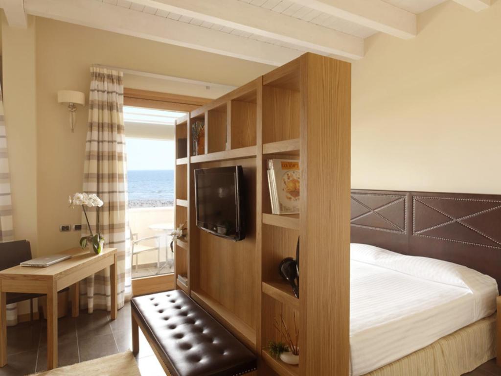 Bio Comfort J Suite with Sea Front Balcony