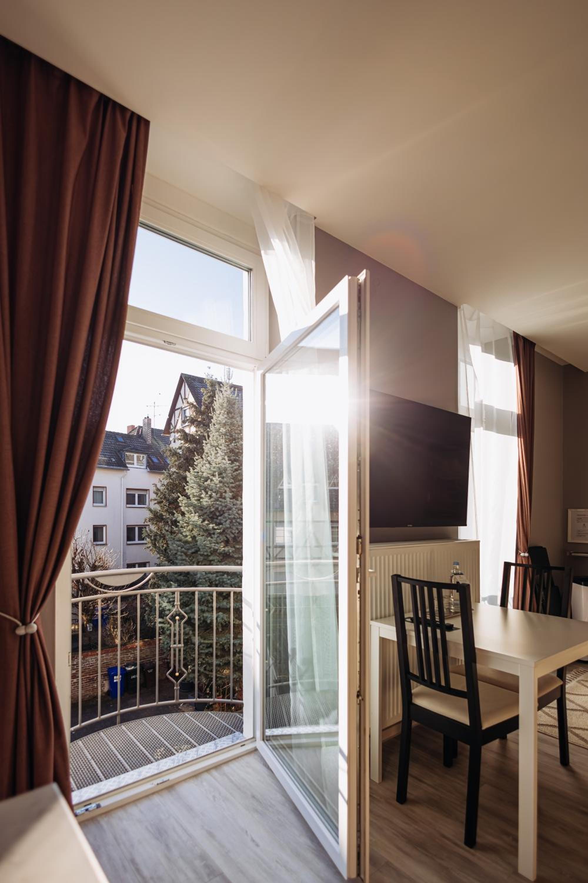 Apartment Annex