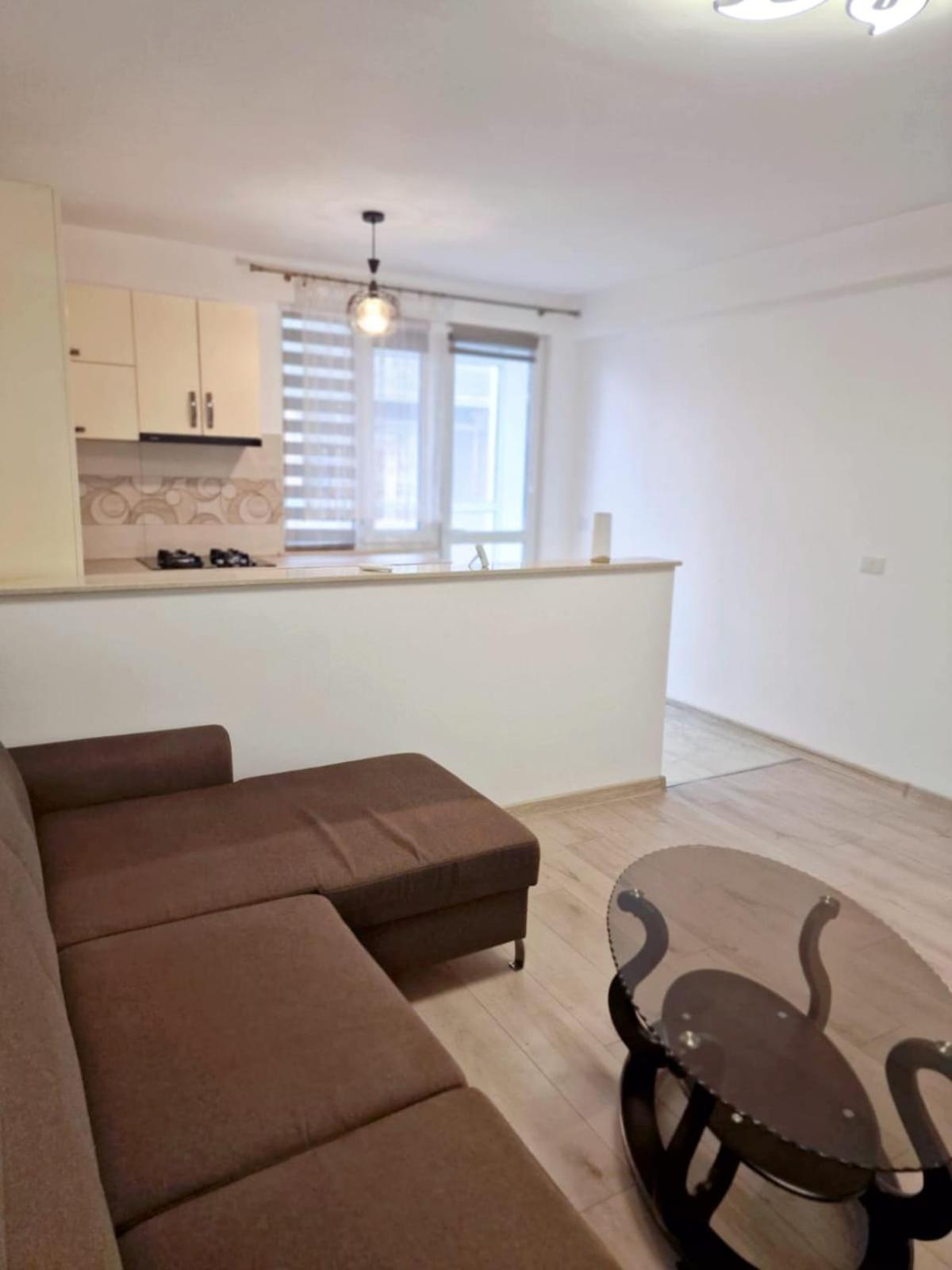 Apartment photo 2