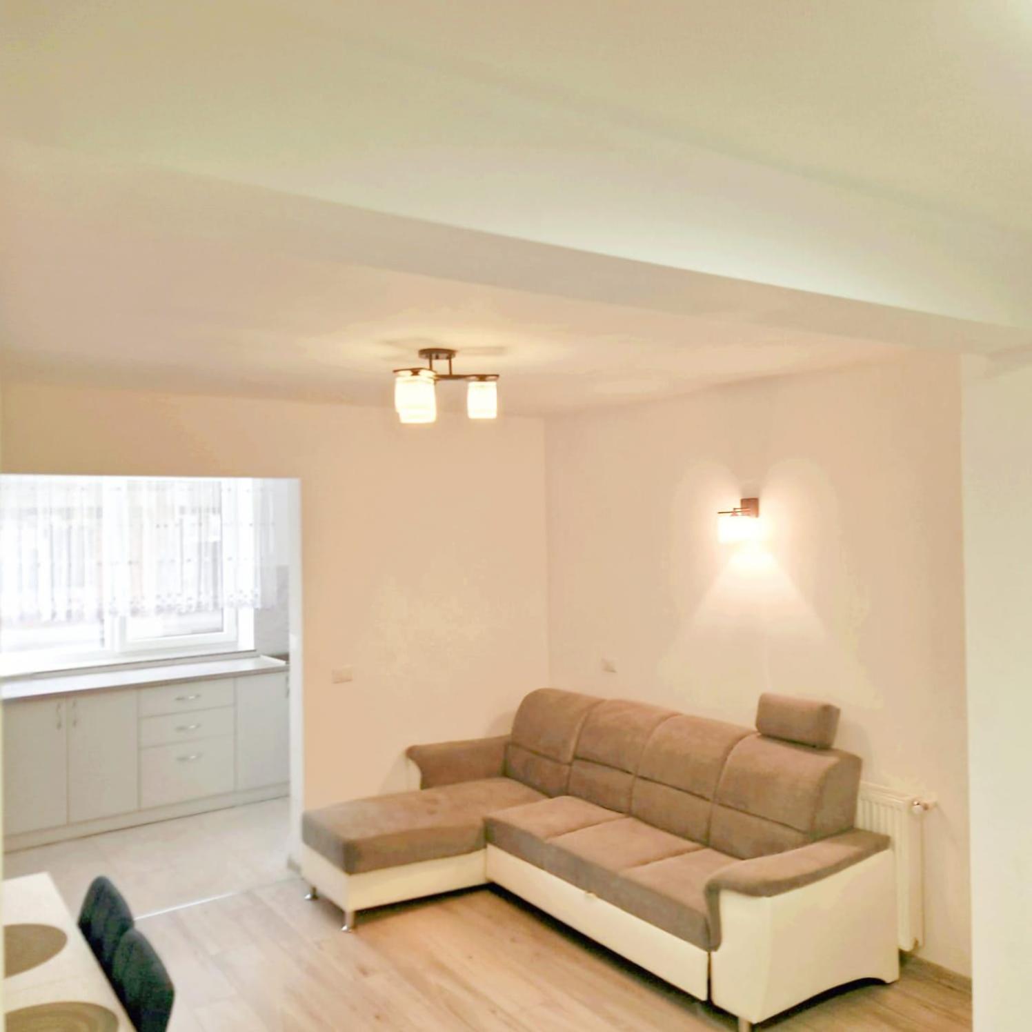 Apartment photo 2