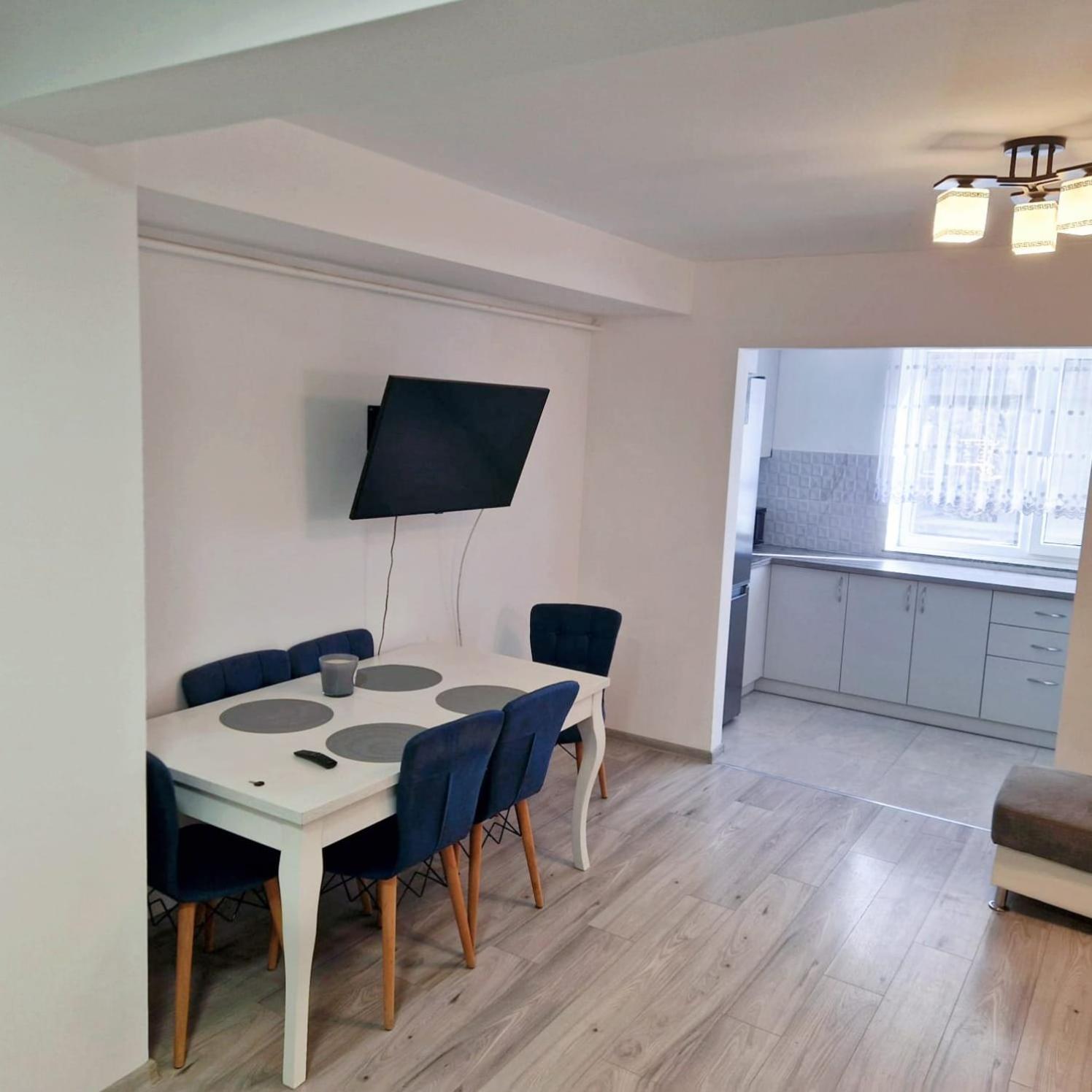 Apartment photo 3