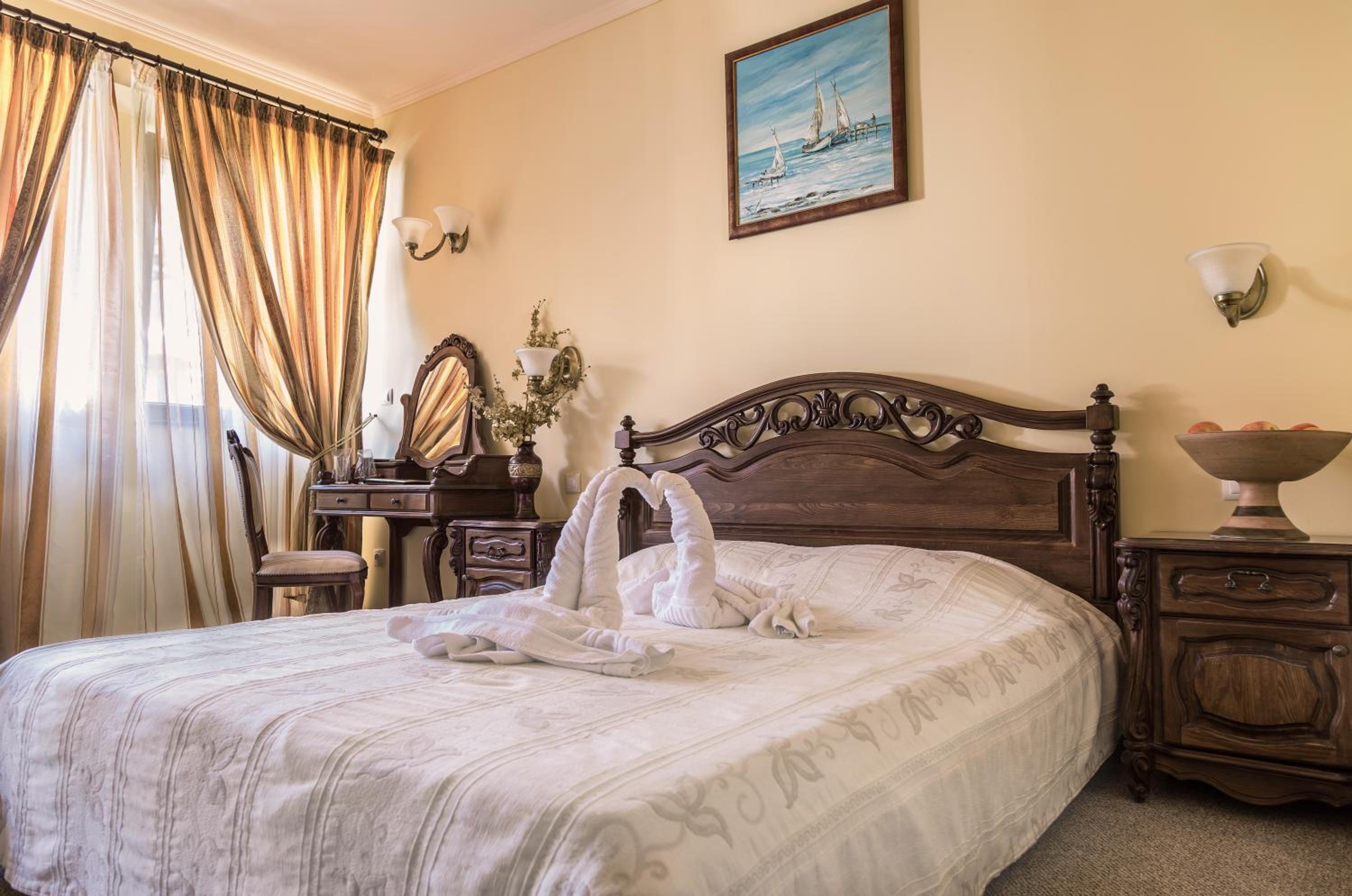 Double or Twin Room with Balcony - Old Town View
