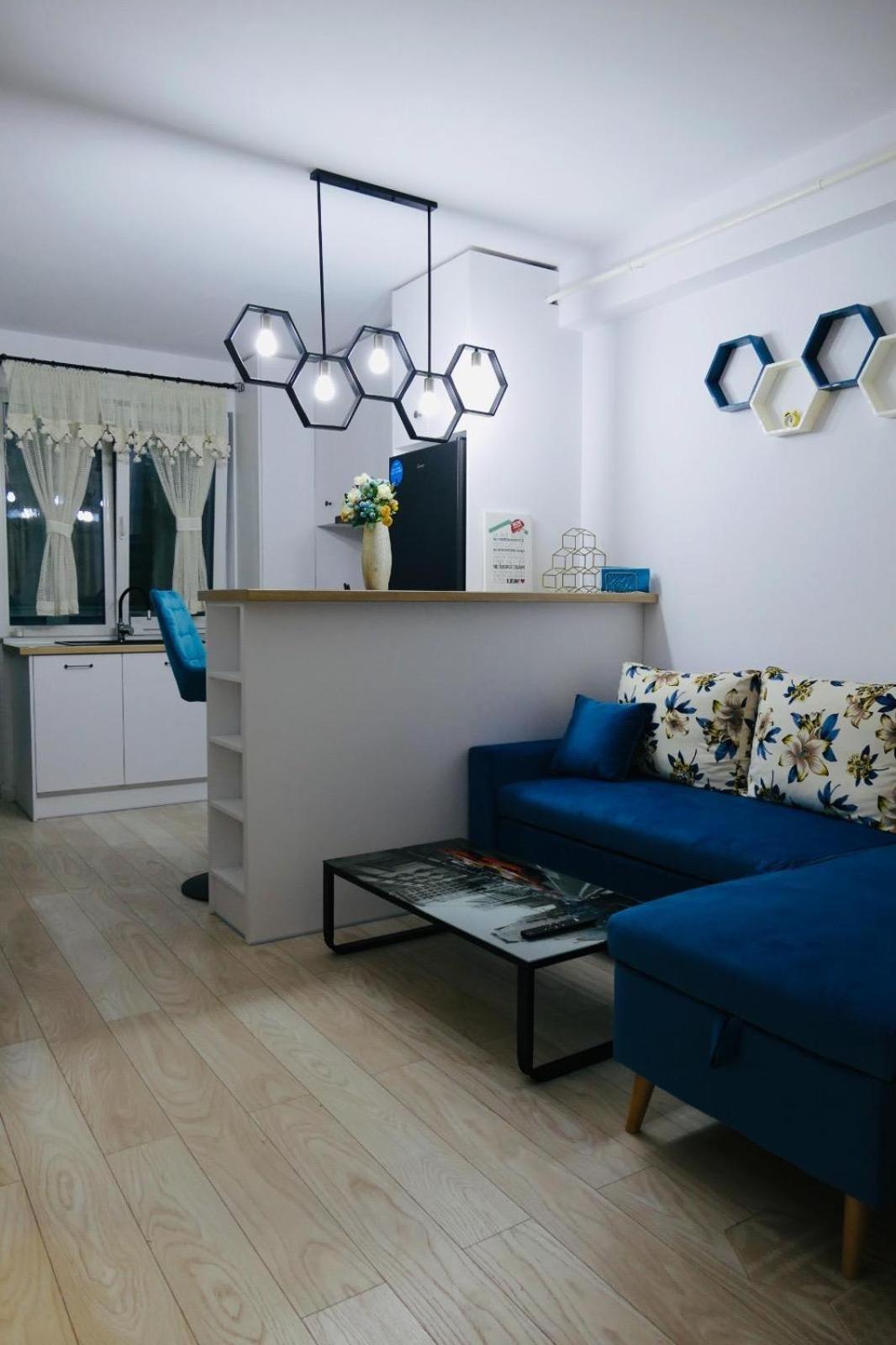 Apartment photo 1
