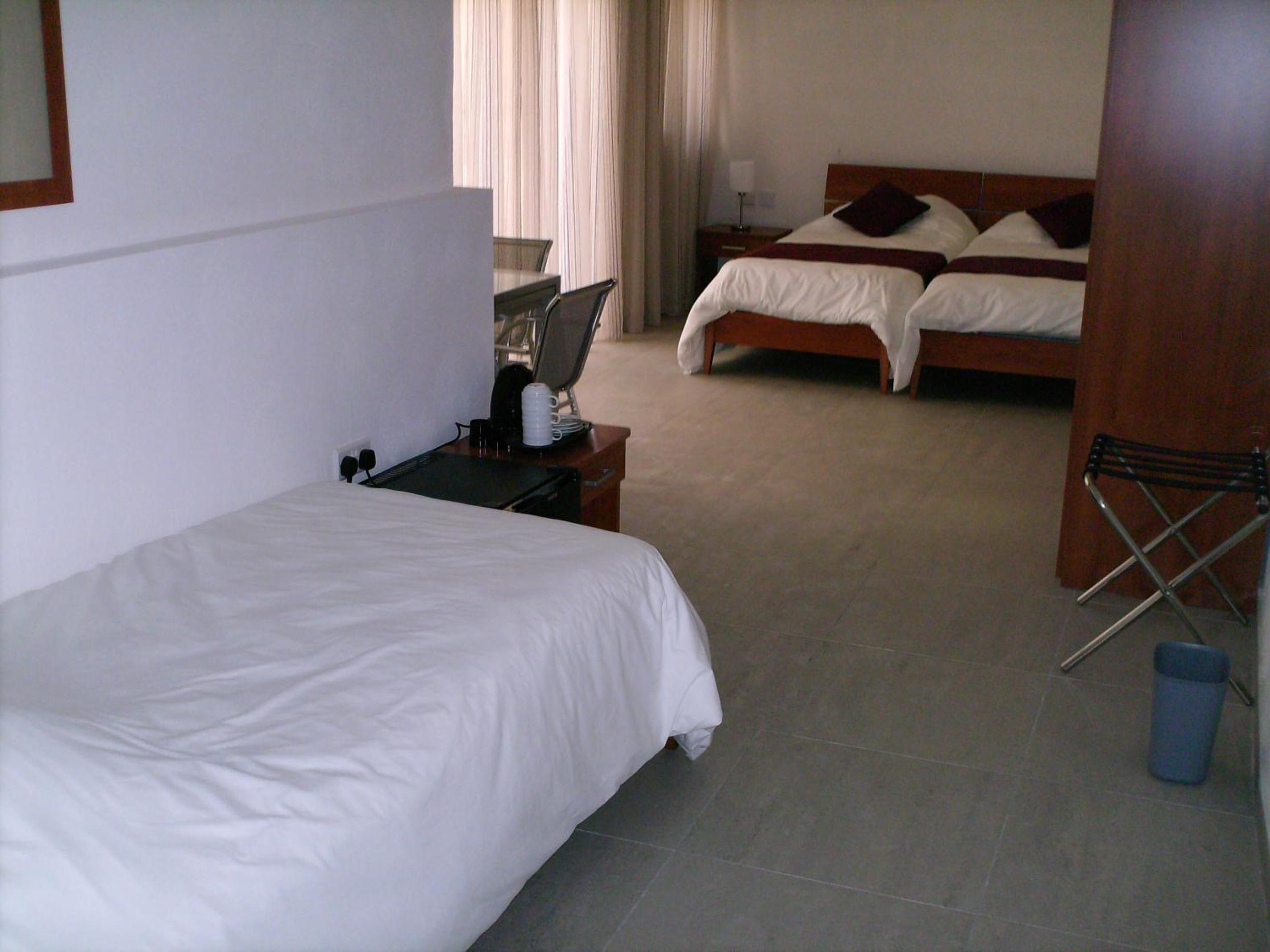 Family Room (2 Adults + 2 Children) photo 1