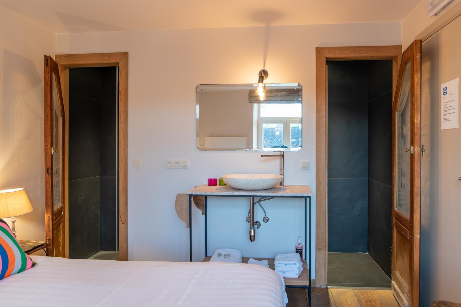 Deluxe Double Room photo 3