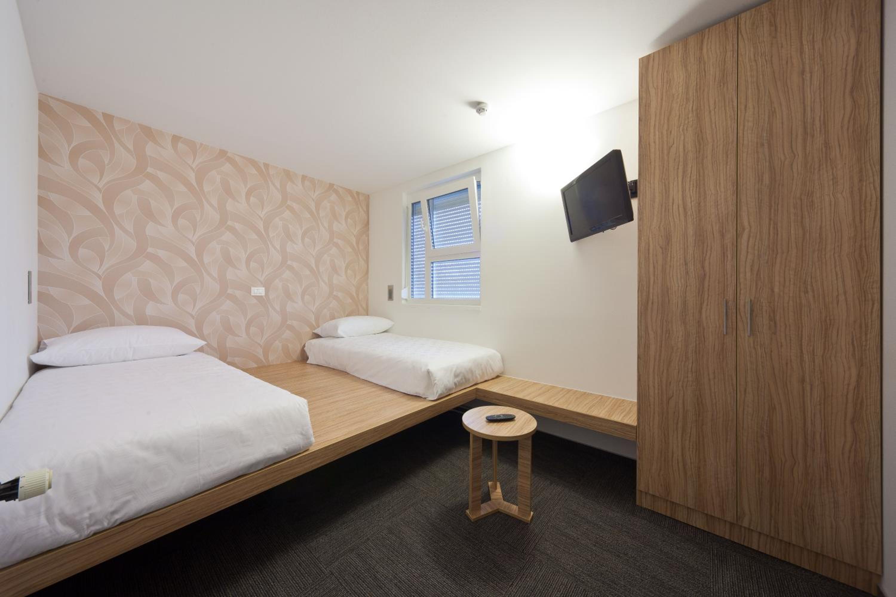 Double or Twin Room photo 2