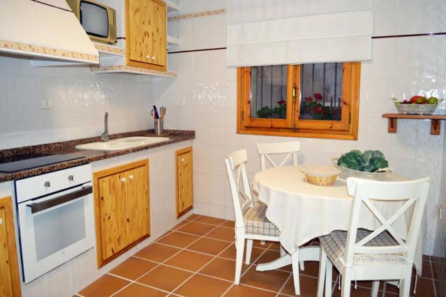 Two-Bedroom Townhouse - Photo 10