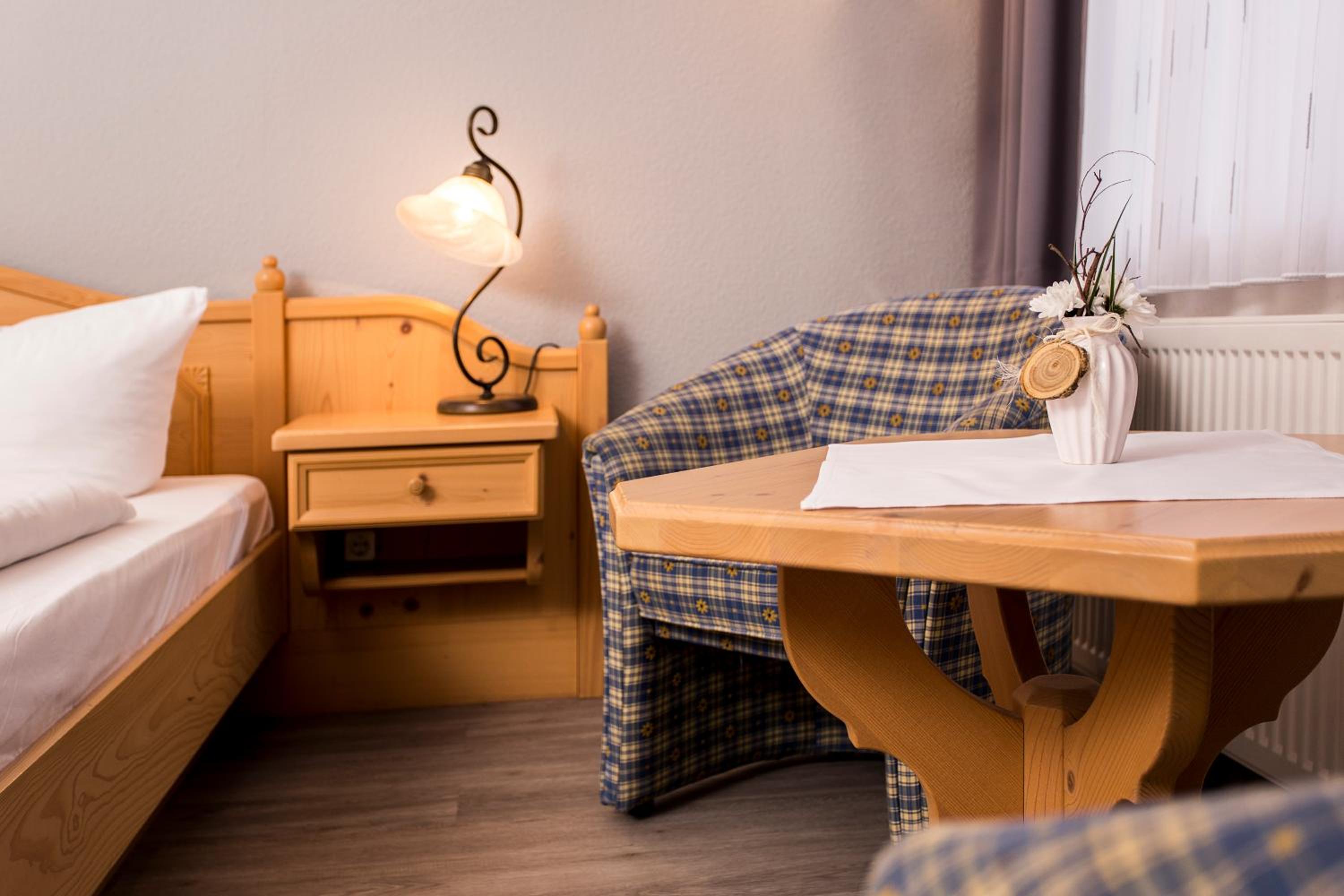 Standard  Double Room - Photo 3