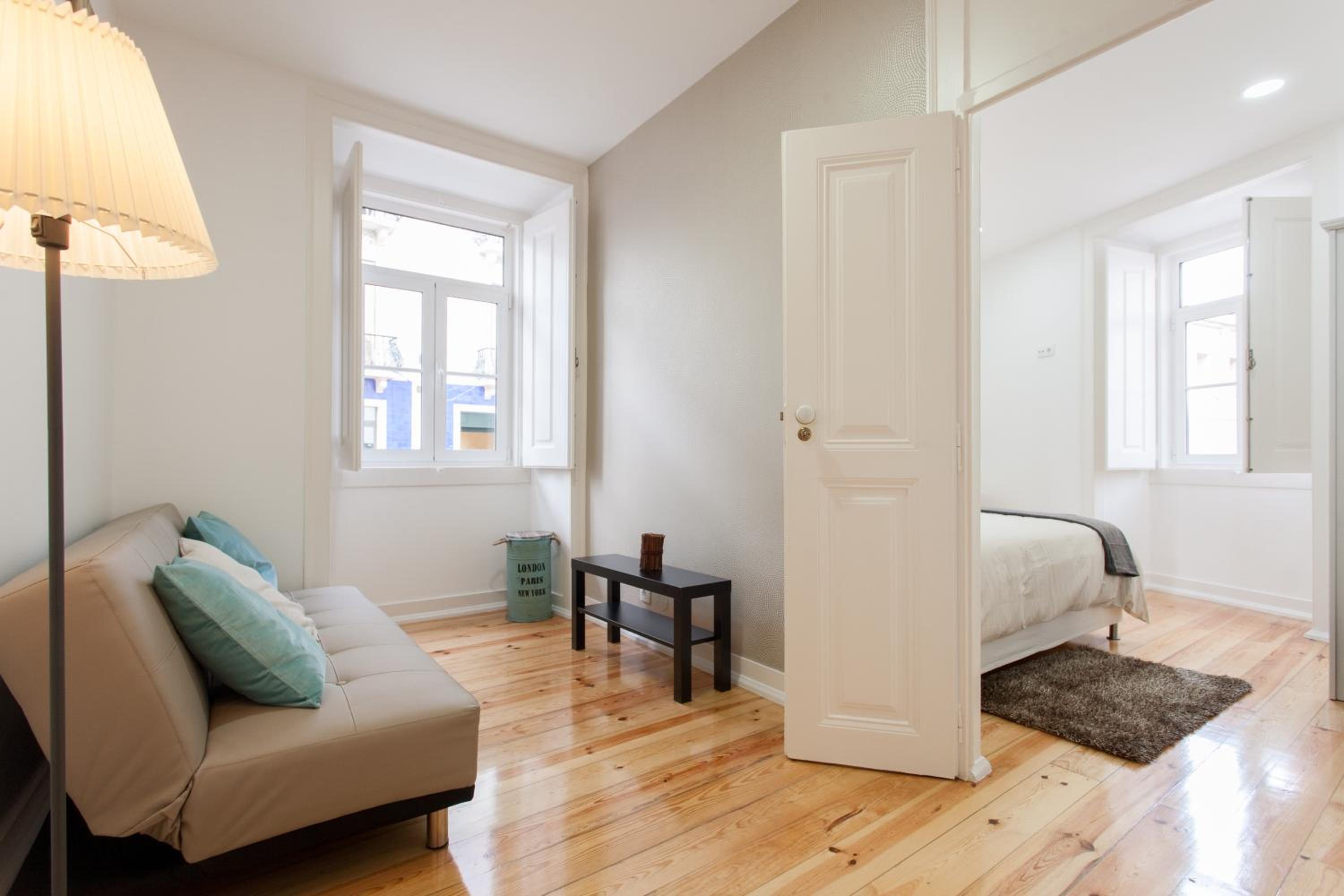 Three-Bedroom Apartment - Photo 22
