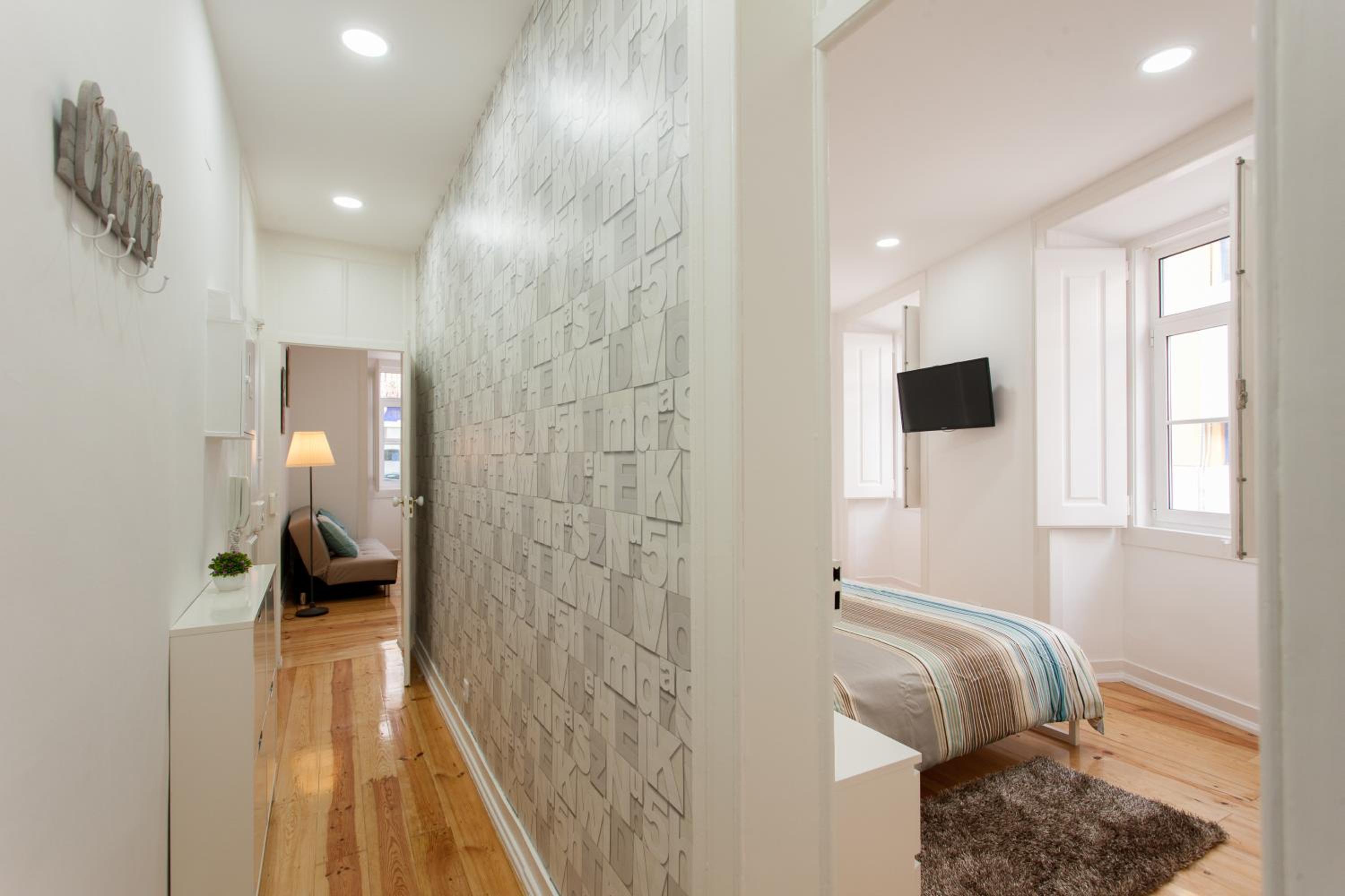 Three-Bedroom Apartment - Photo 12