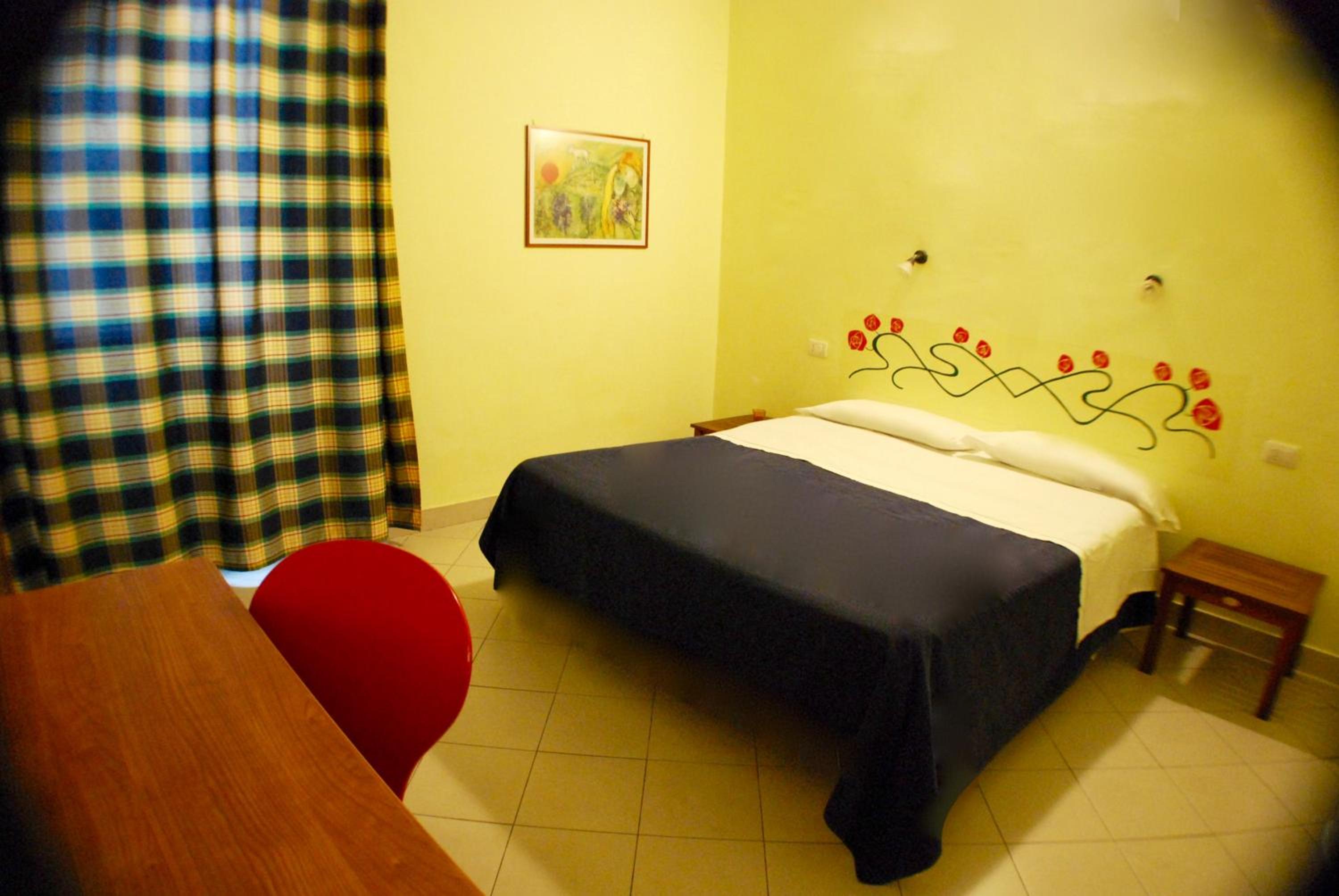 Double Room with Shared Bathroom photo 1