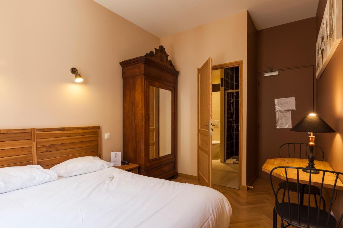 Deluxe Double Room photo 2