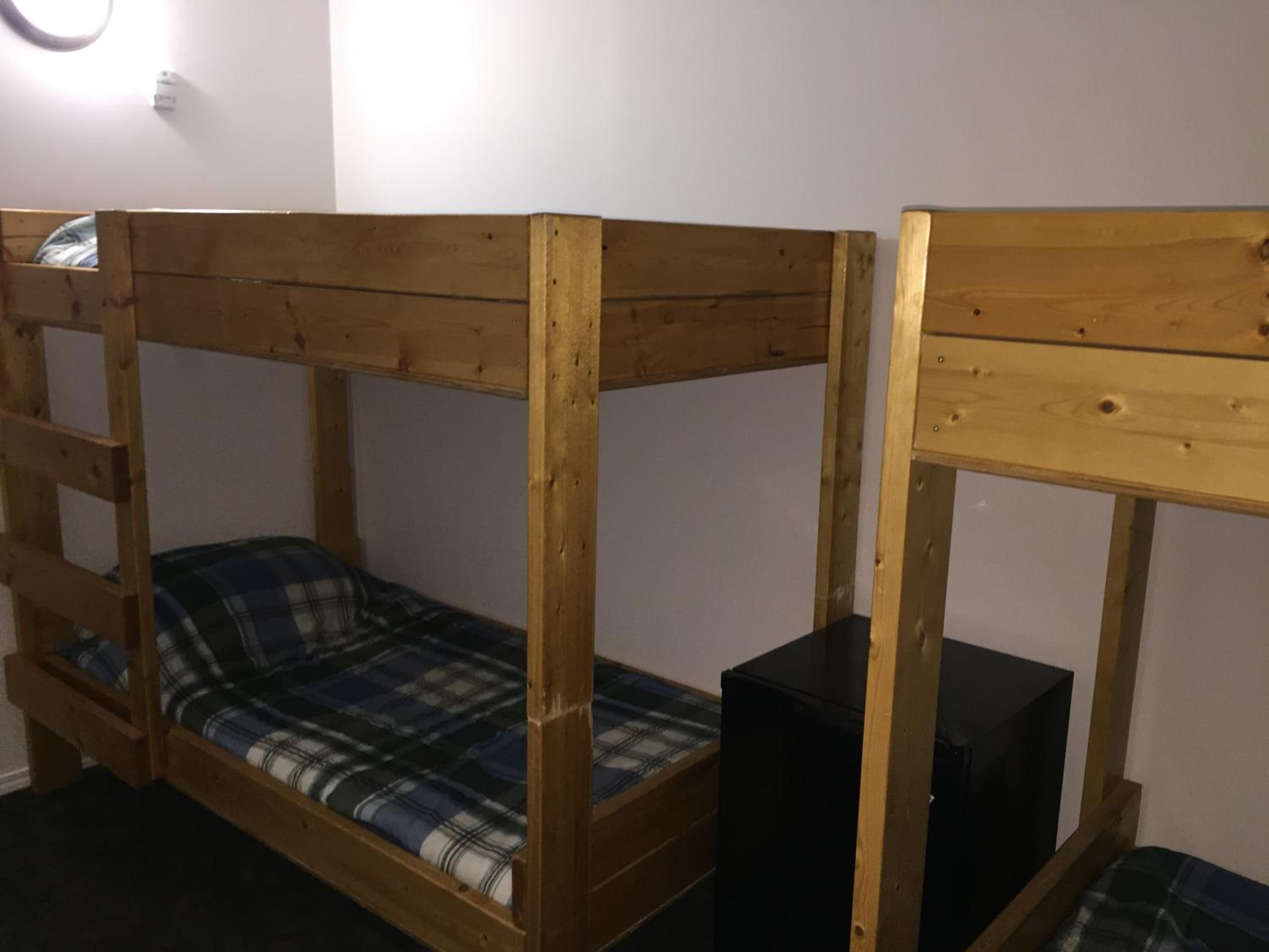 Economy Quadruple Room photo 2