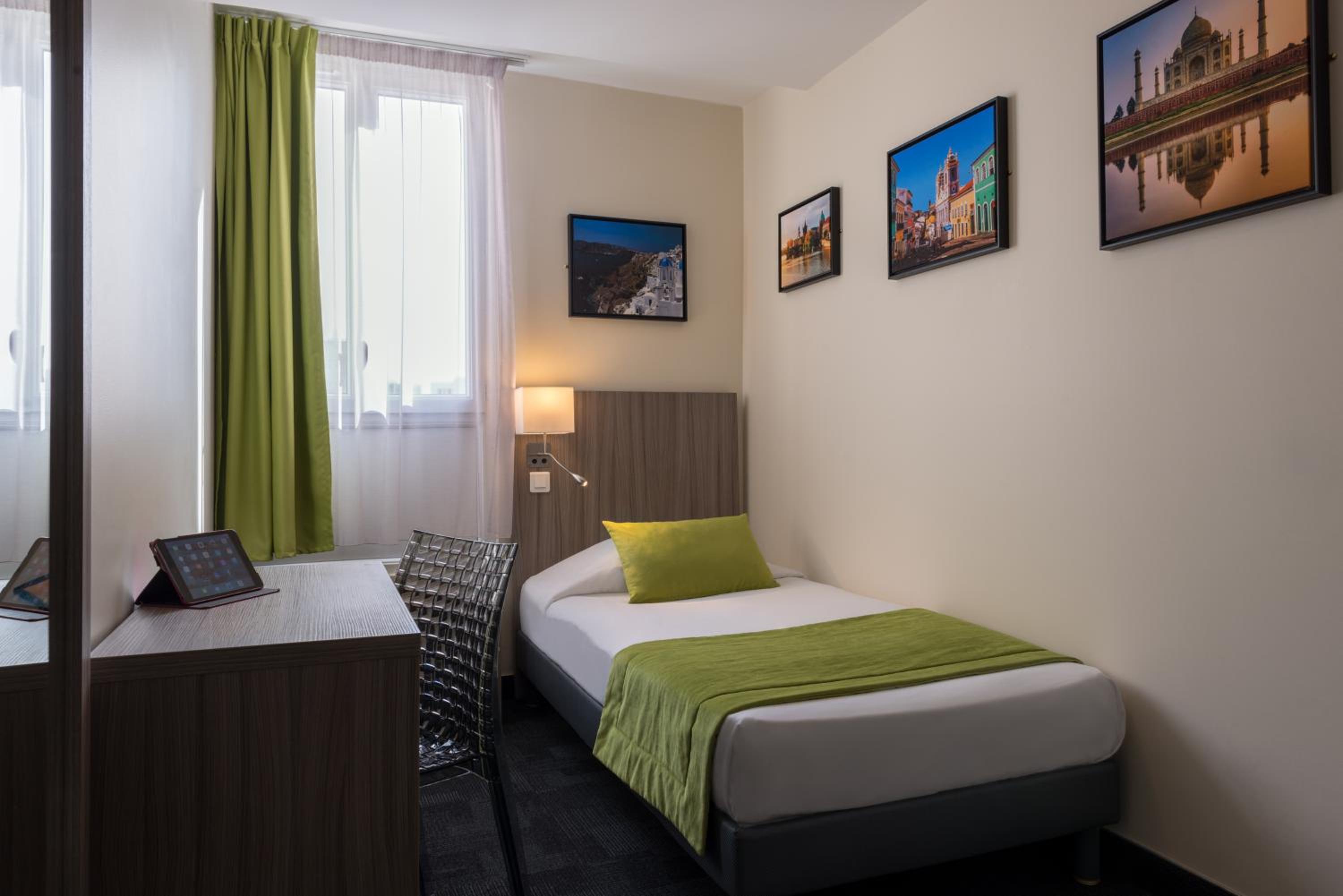 Single Room photo 1