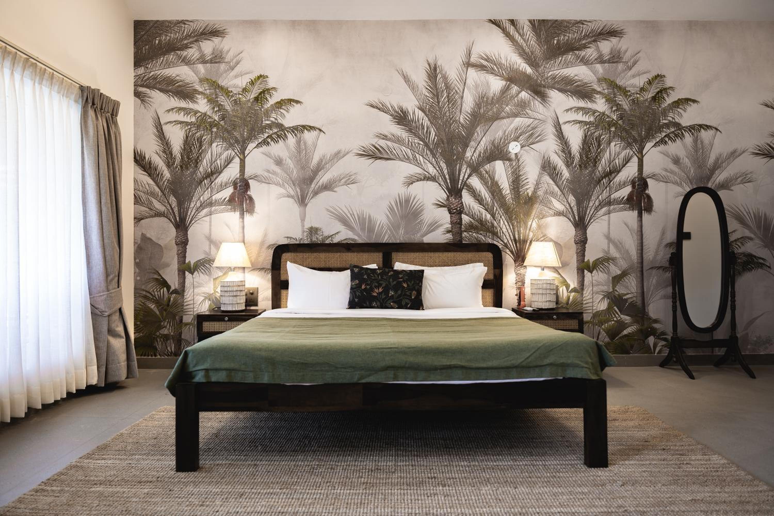 Deluxe King Room photo 3