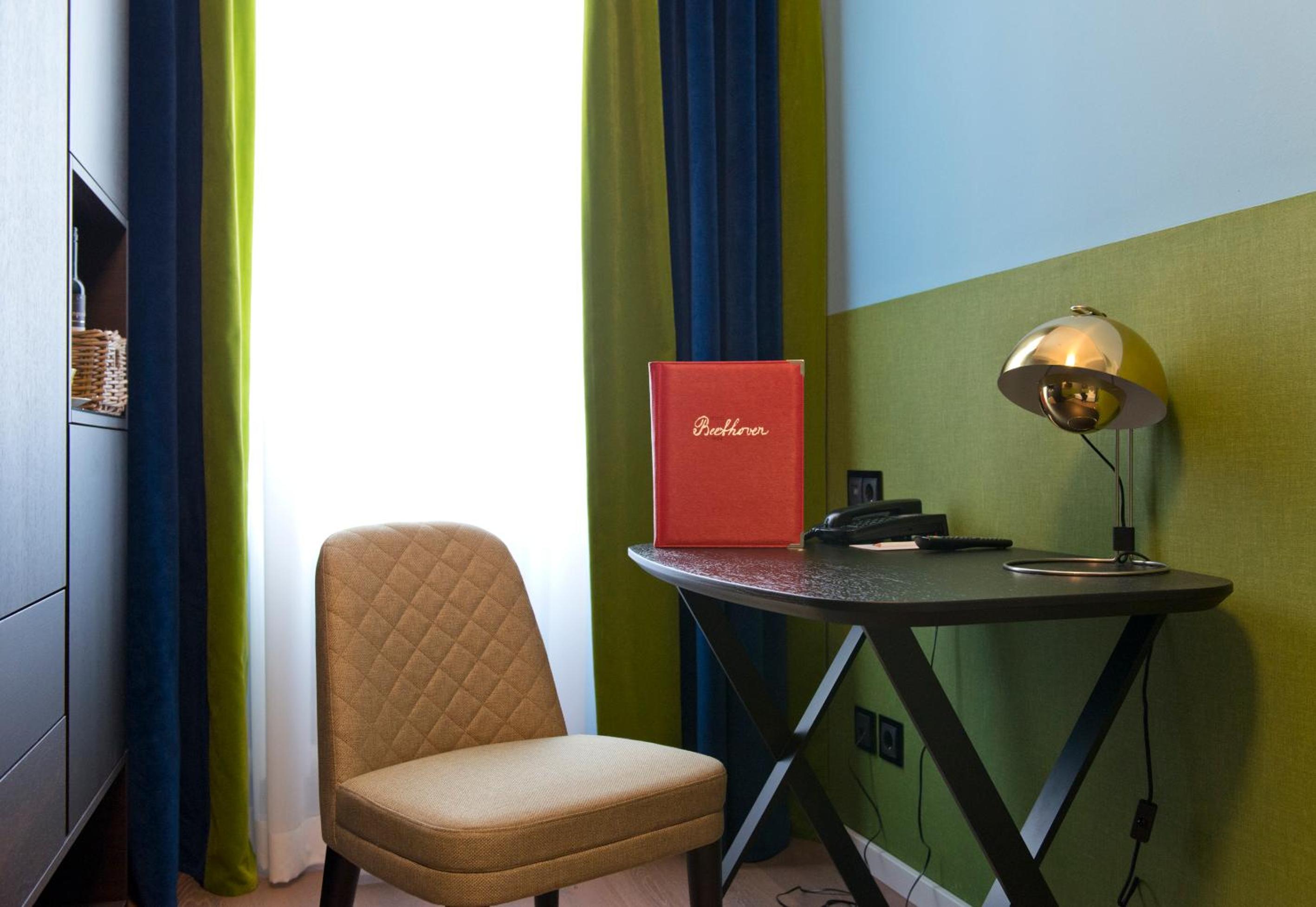 Small Double Room photo 2