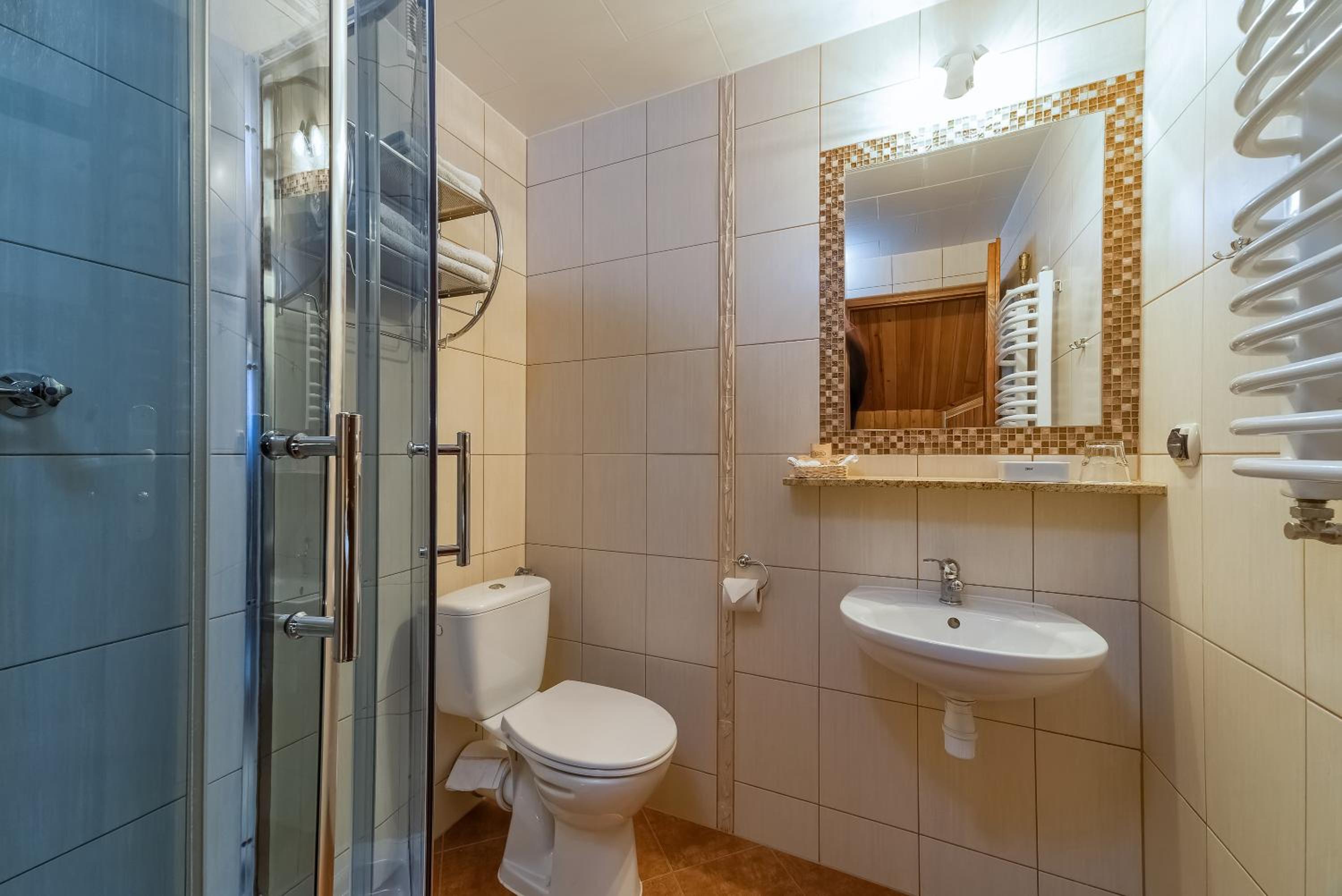 Double Room - Photo 24