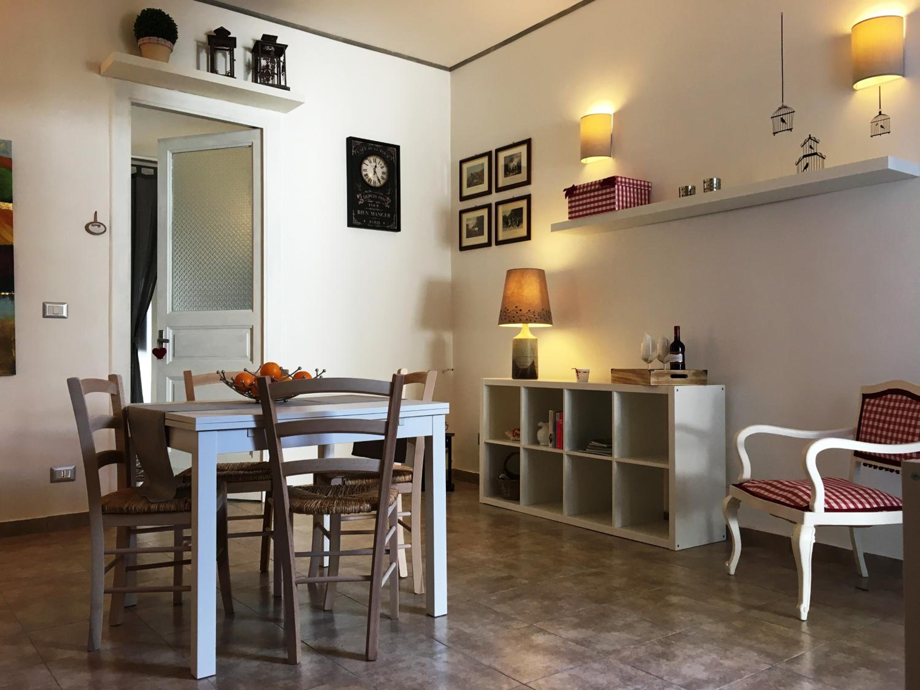 Apartment photo 3